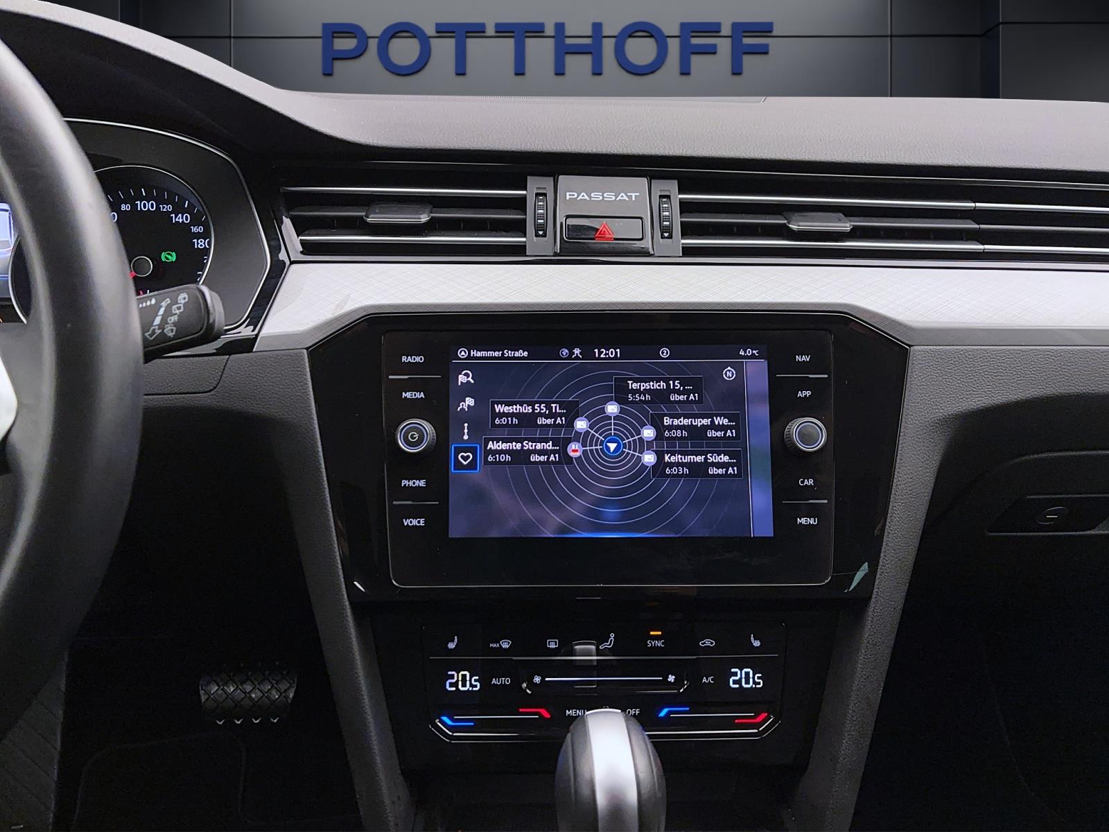 Volkswagen Passat Variant 1.5 TSI DSG Business Navi LED PDC Sitzhzg ACC