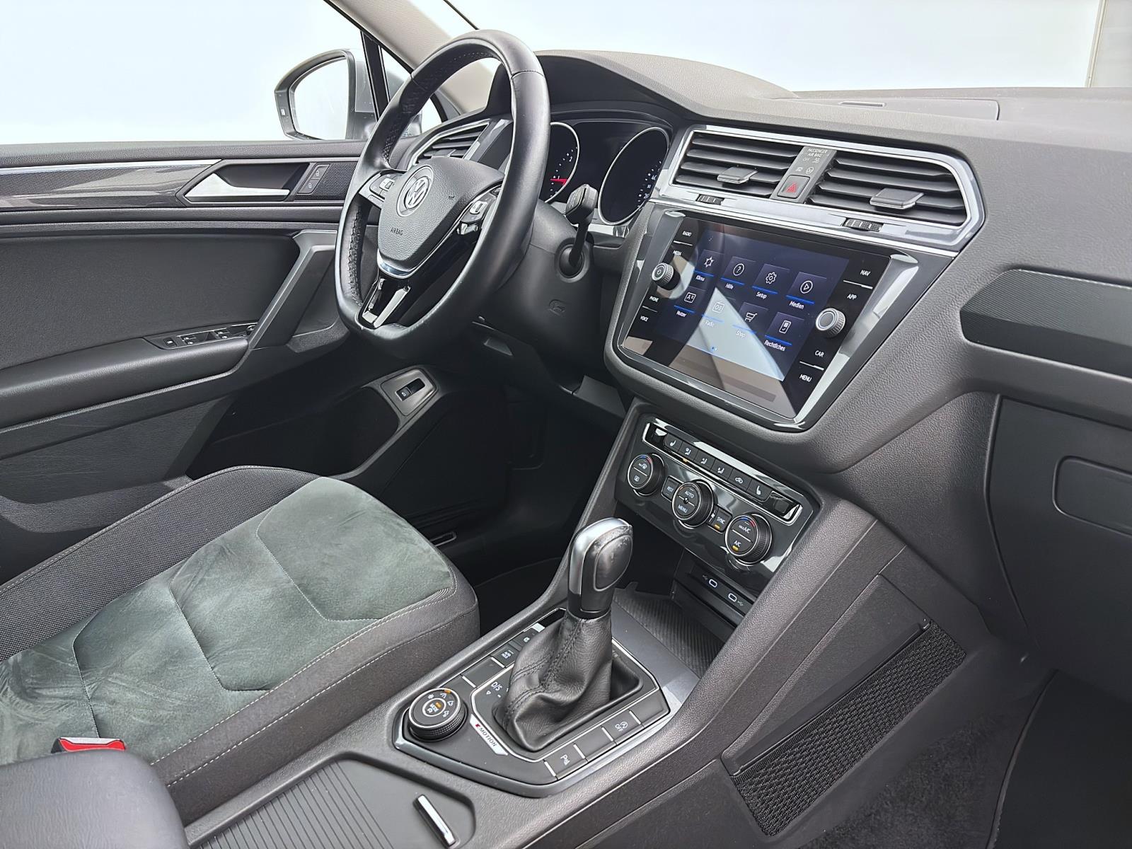 Volkswagen Tiguan Allspace 2.0 TDI DSG 4M HIGHLINE LED ACC PDC SITZHZG