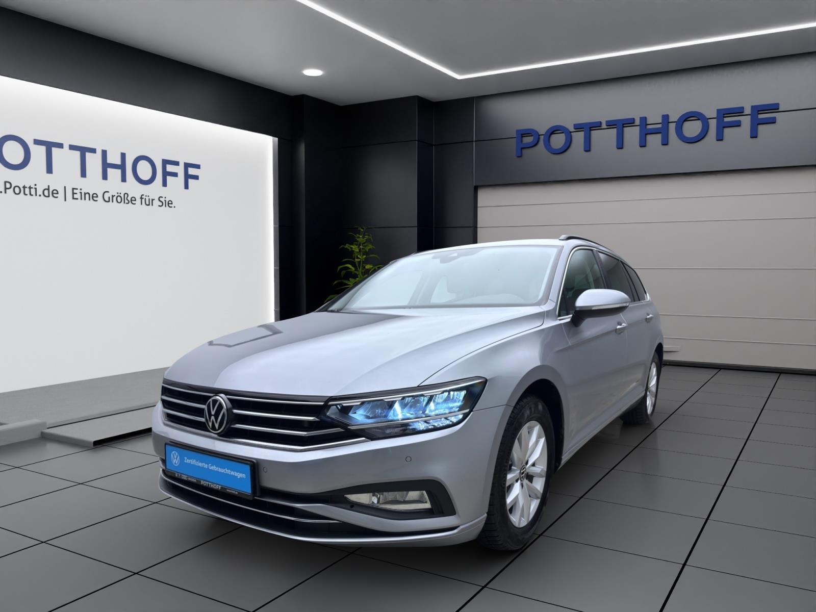 Volkswagen Passat Variant 1.5 TSI DSG BUSINESS NAVI LED ACC PDC