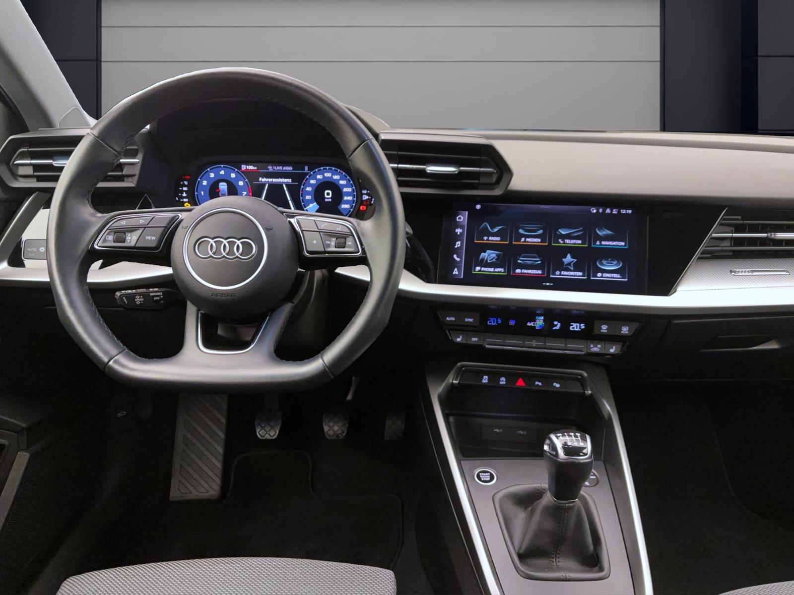 Audi A3 Sportback 30 TFSI advanced AHK ParkAssist Kamera Matrix Keyless