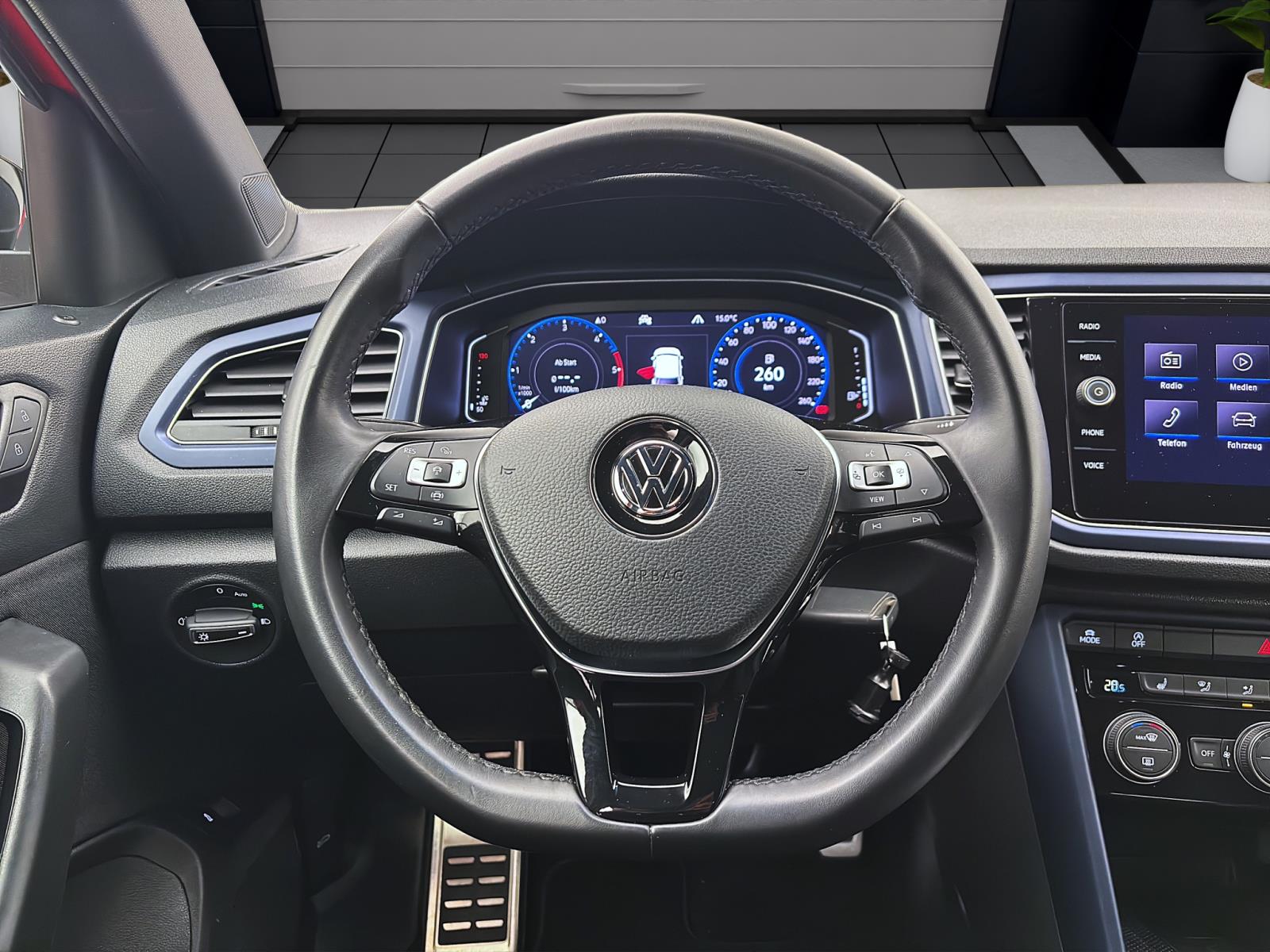 Volkswagen T-Roc 1.6 TDI UNITED NAVI KAMERA LED PDC