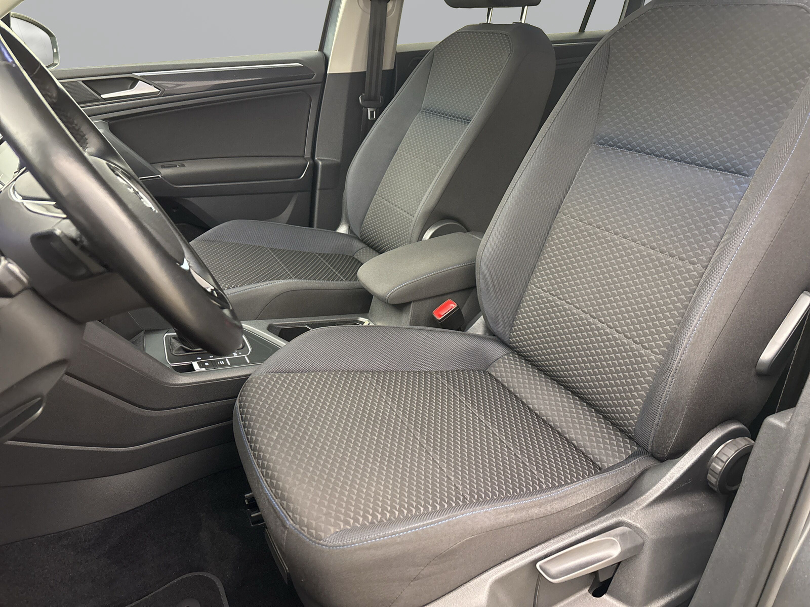 Volkswagen Tiguan Allspace 2.0 TDI DSG United Standhzg AHK Navi PDC Sitzhzg ACC