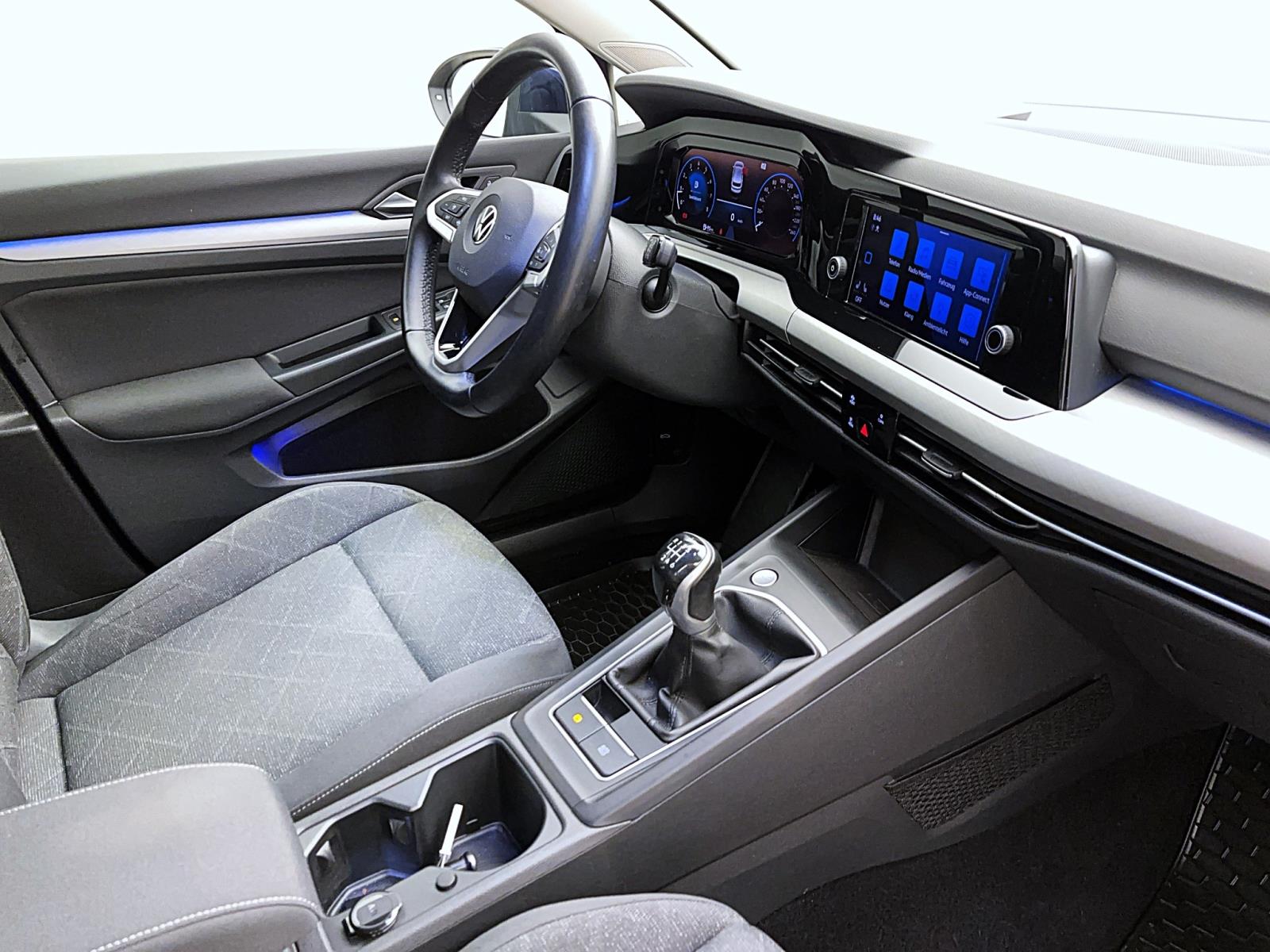 Volkswagen Golf 8 1.5 TSI Life LED PDC Sitzhzg AppConnect LaneAssist