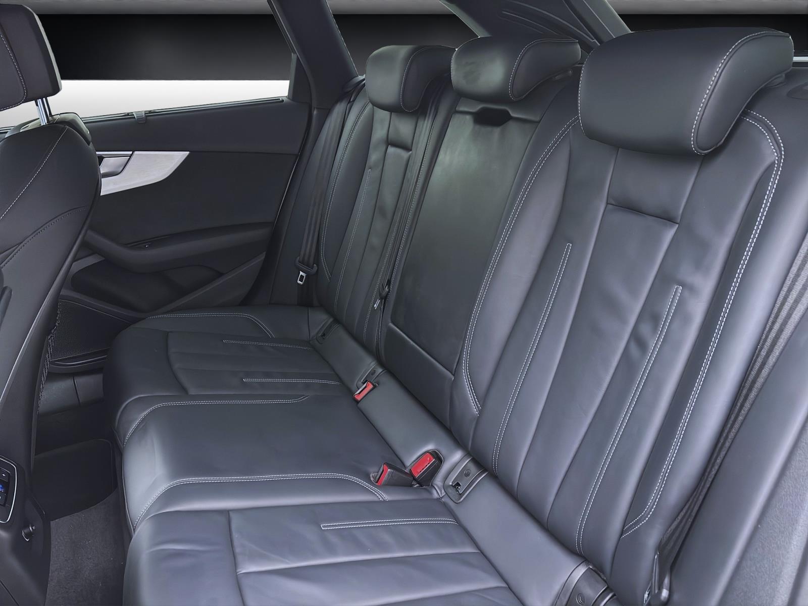 Audi A4 Avant 40 TDI S LINE AHK NAVI ACC KAMERA LED