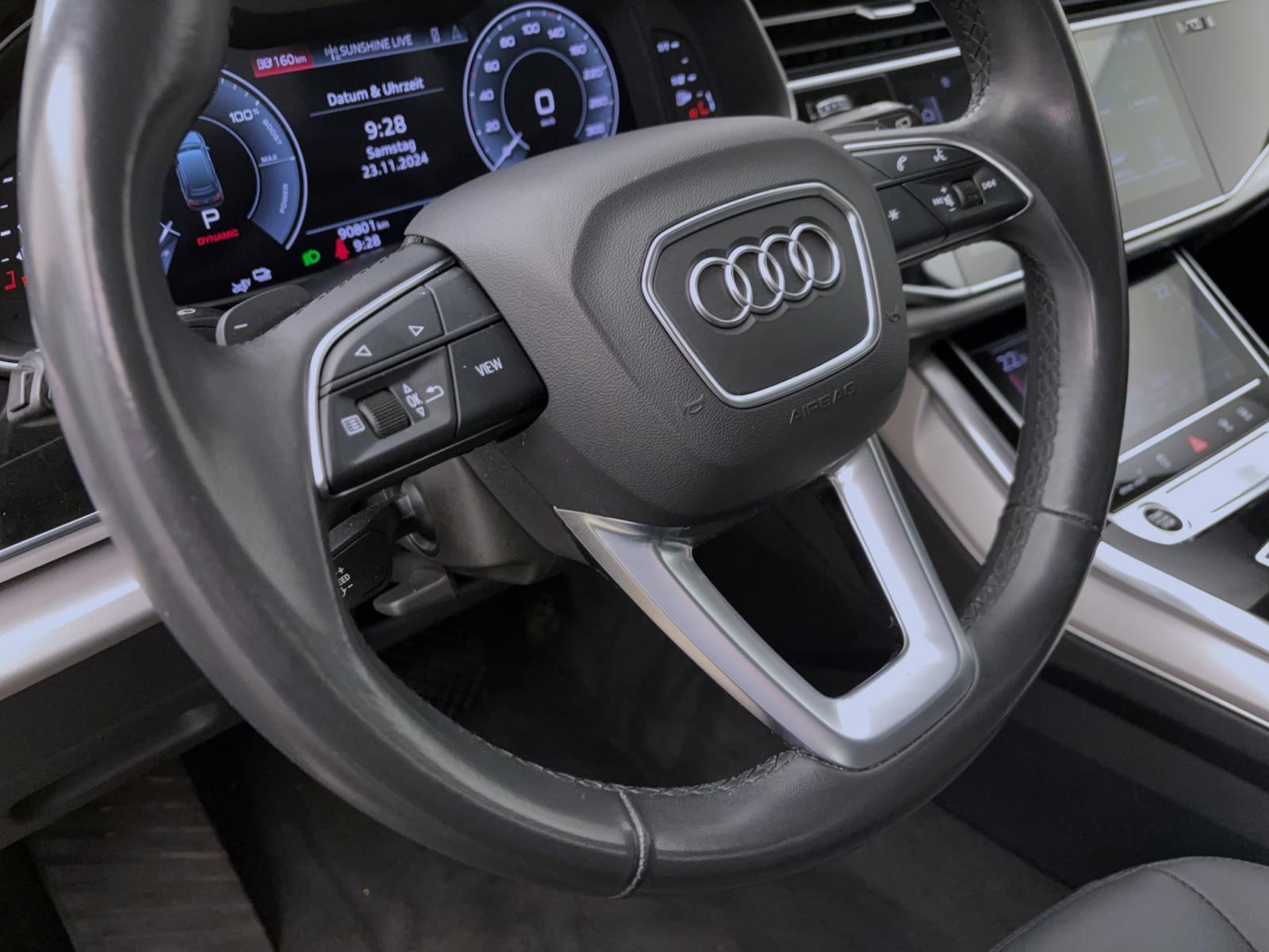 Audi Q7 55 TFSIe Q NAVI+ LED GRA PDC