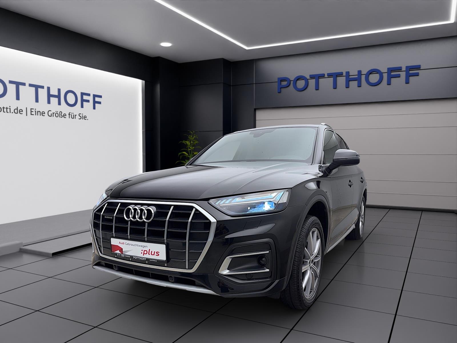 Audi Q5 50 TFSIe q advanced Pano AHK ACC PDC Kamera Matrix Navi