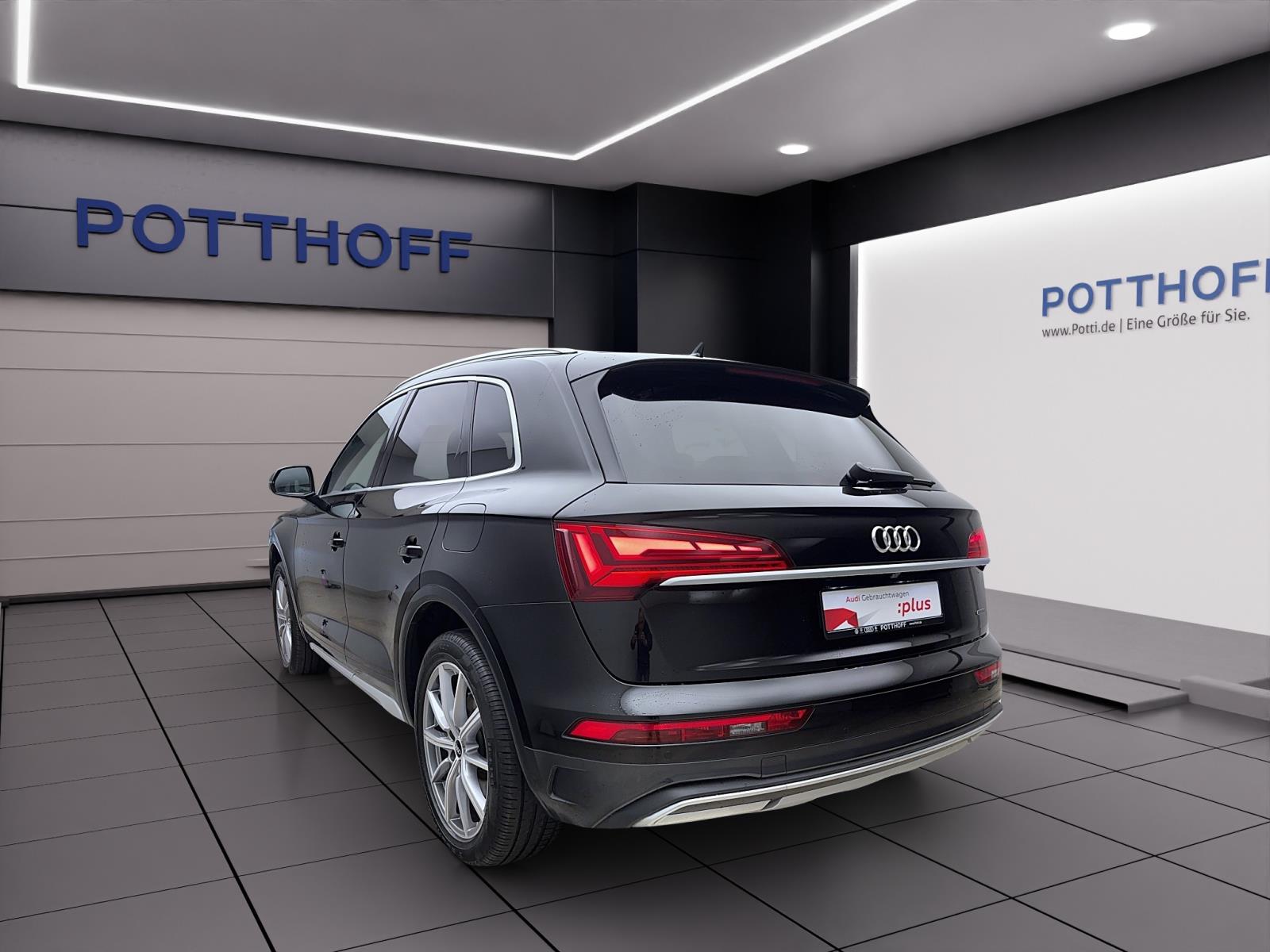 Audi Q5 50 TFSIe q advanced Pano AHK ACC PDC Kamera Matrix Navi