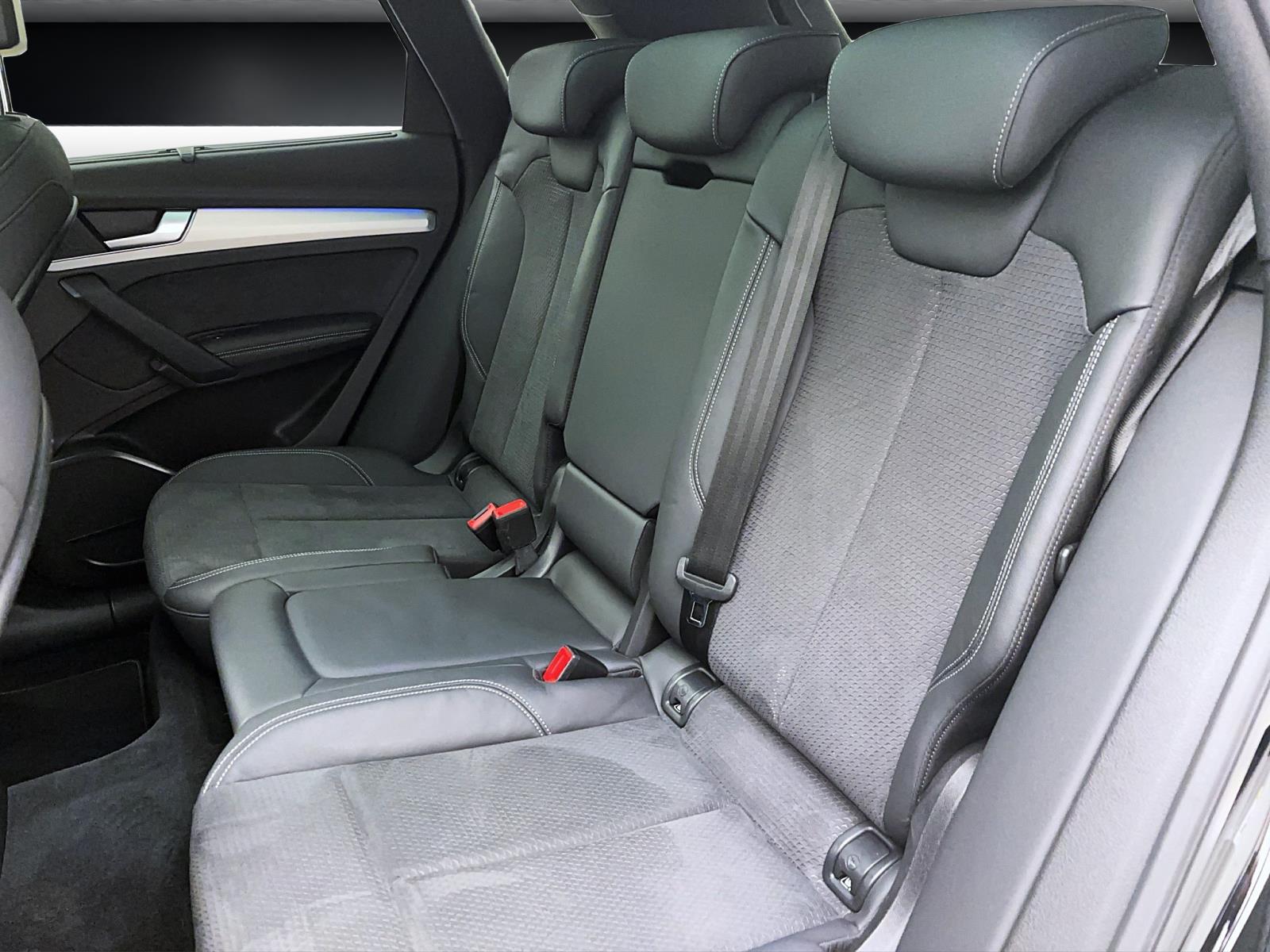 Audi Q5 50 TFSIe q advanced Pano AHK ACC PDC Kamera Matrix Navi
