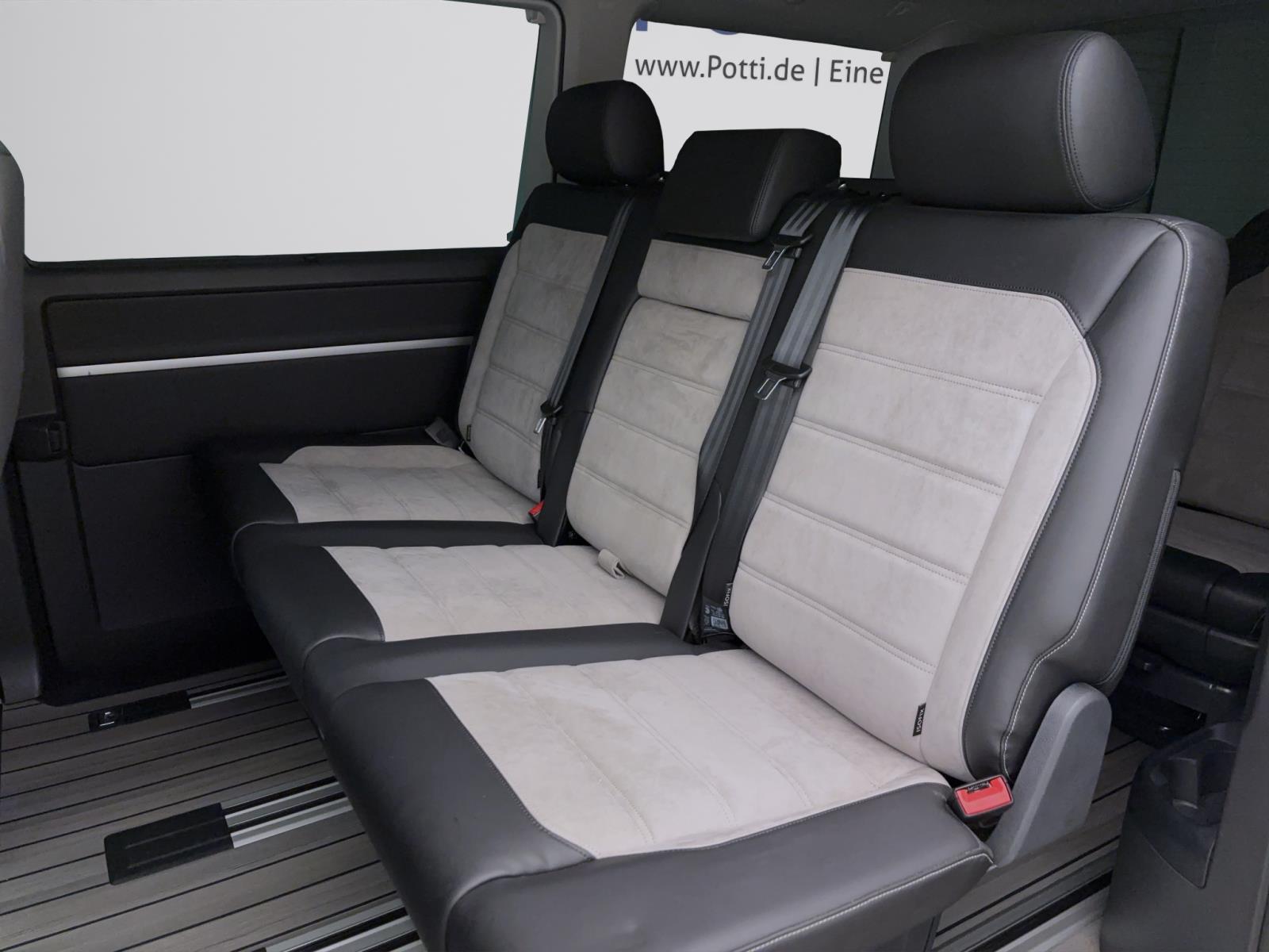 Volkswagen T6 Multivan Highline 2,0 DSG TDI LED/AHK/Navi