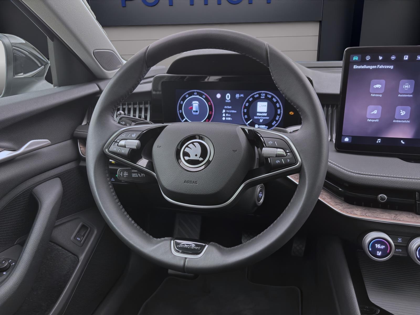 Bild 10: Skoda Superb Combi 2.0 TDI DSG L&K PANO STDHZG MATRIX PDC