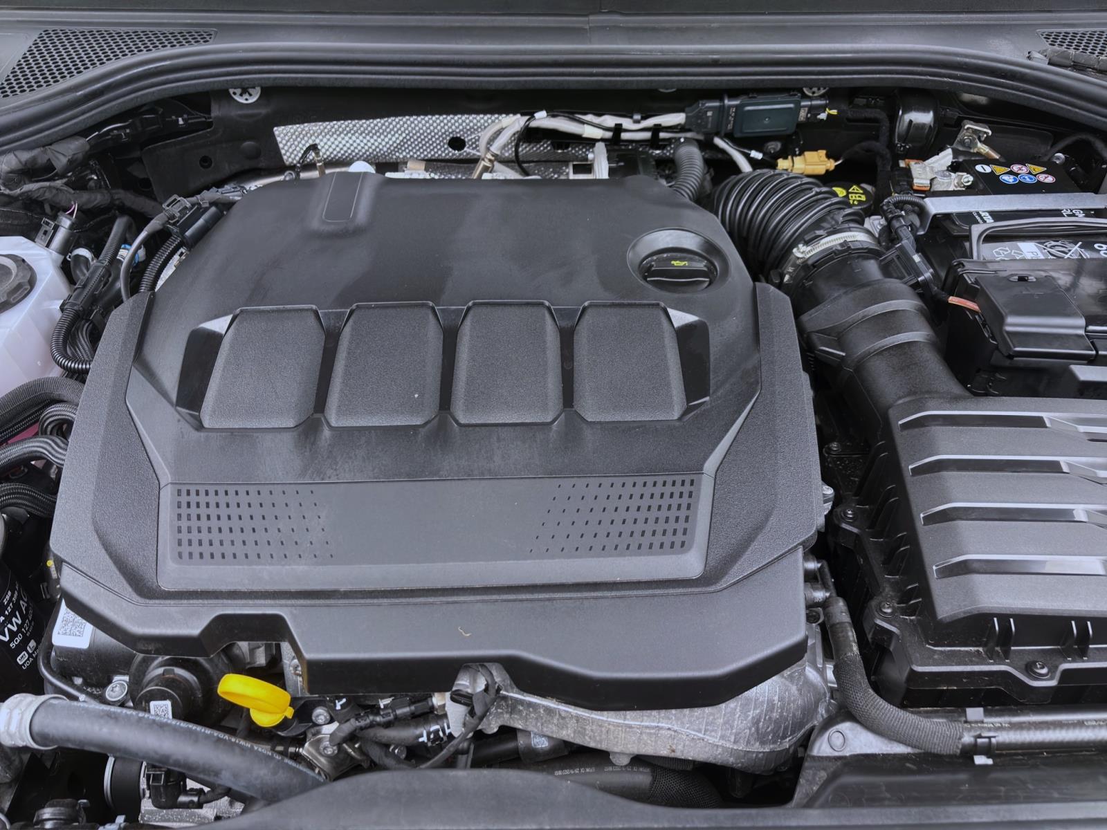 Bild 16: Skoda Superb Combi 2.0 TDI DSG L&K PANO STDHZG MATRIX PDC