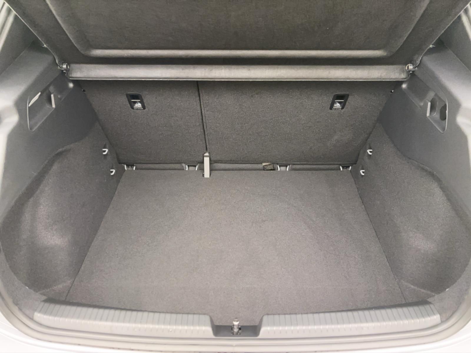 Volkswagen ID.3 PURE PERFORMANCE NAVI PDC LED KLIMA