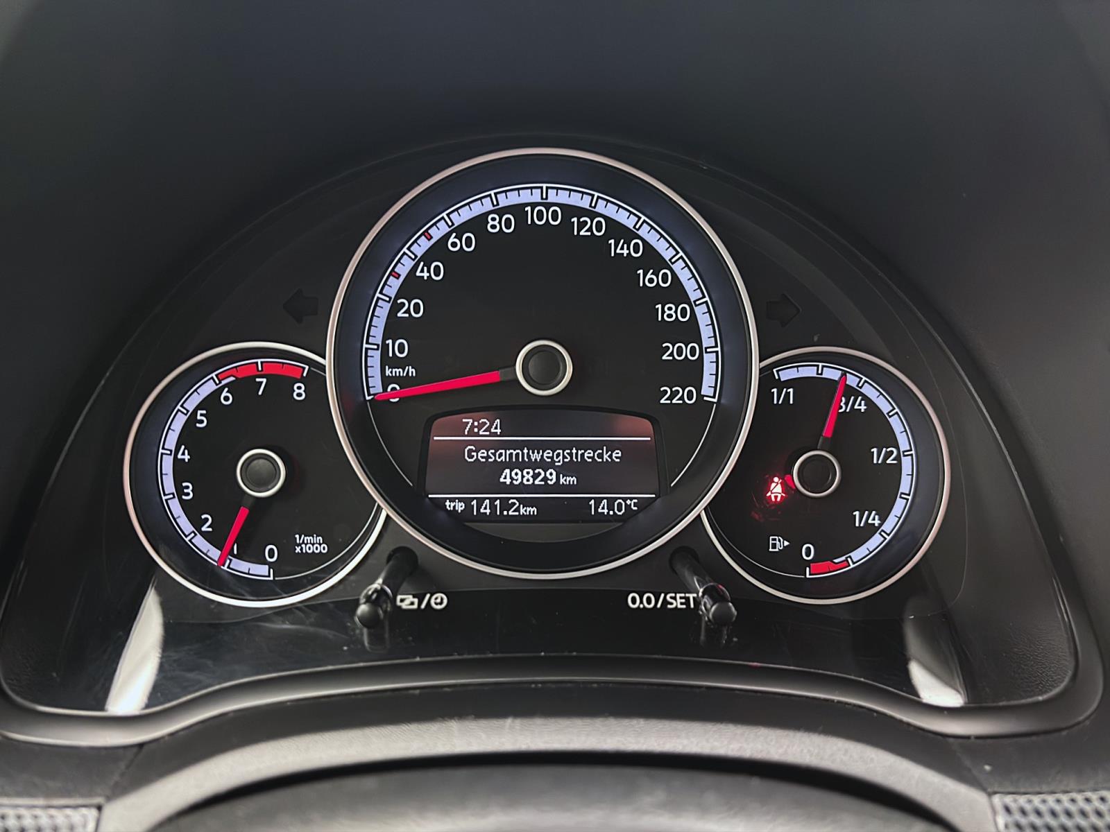 Volkswagen up! 1.0 MPI move Maps&More Klima