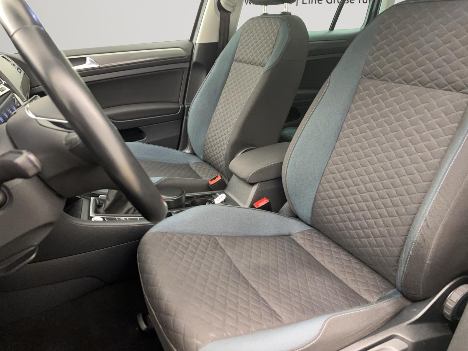 Volkswagen Golf Variant 7 VII 1.5 TSI IQ.Drive Pano ACC ParkAssist Kamera Winter