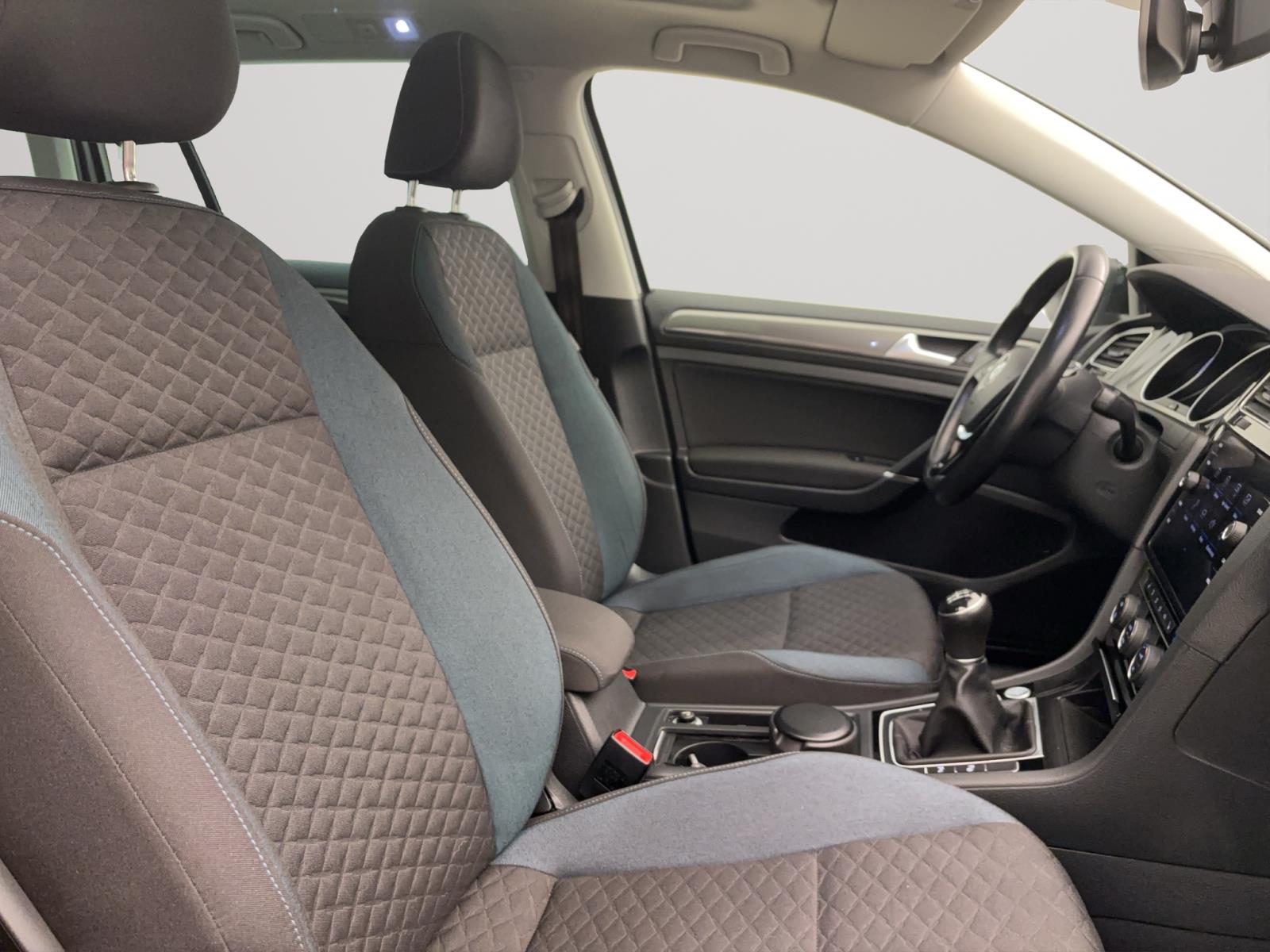 Volkswagen Golf Variant 7 VII 1.5 TSI IQ.Drive Pano ACC ParkAssist Kamera Winter