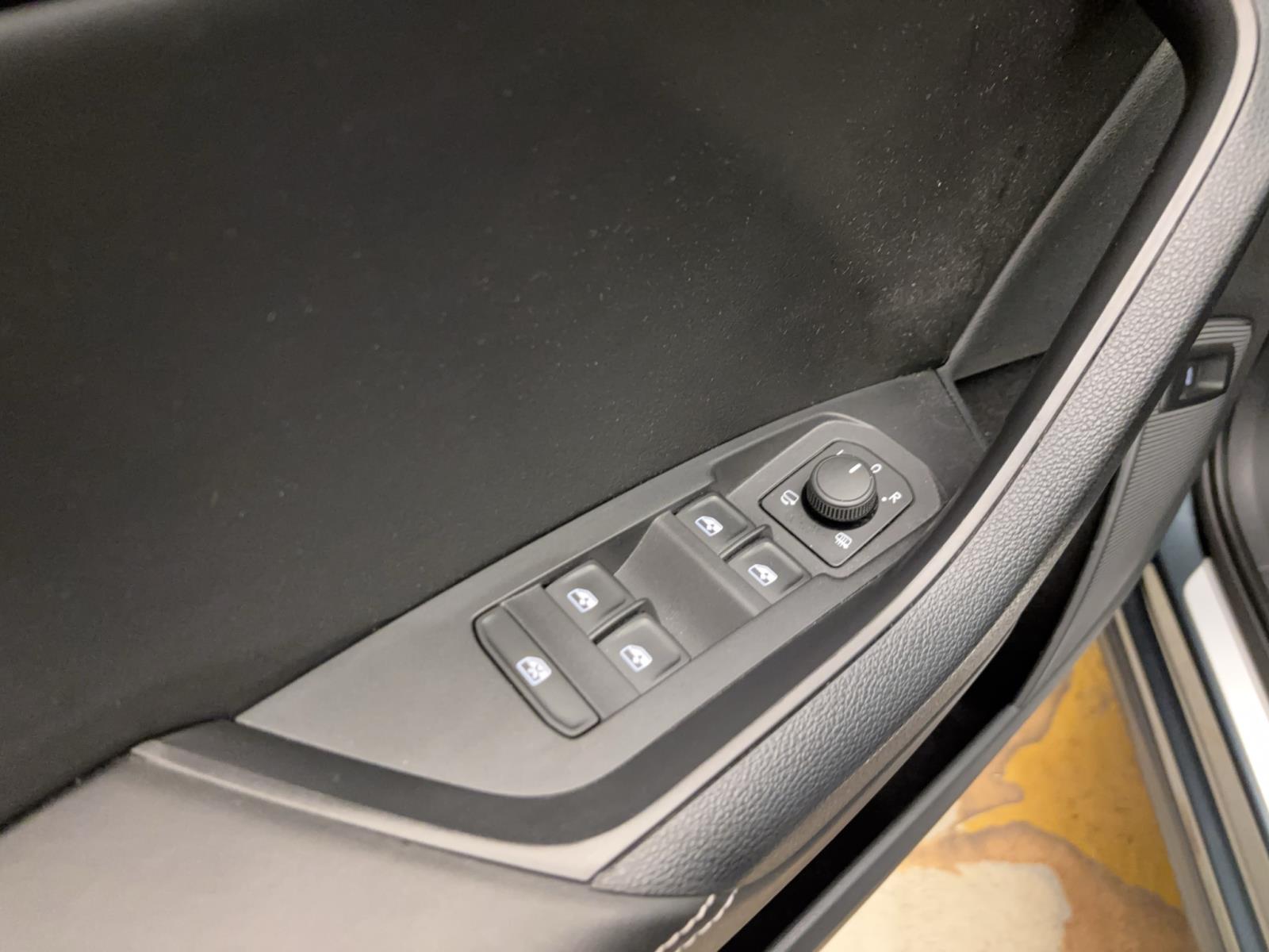 Skoda Kodiaq 2.0 TDI DSG Style AHK ACC PDC Kamera LED Navi SmartLink