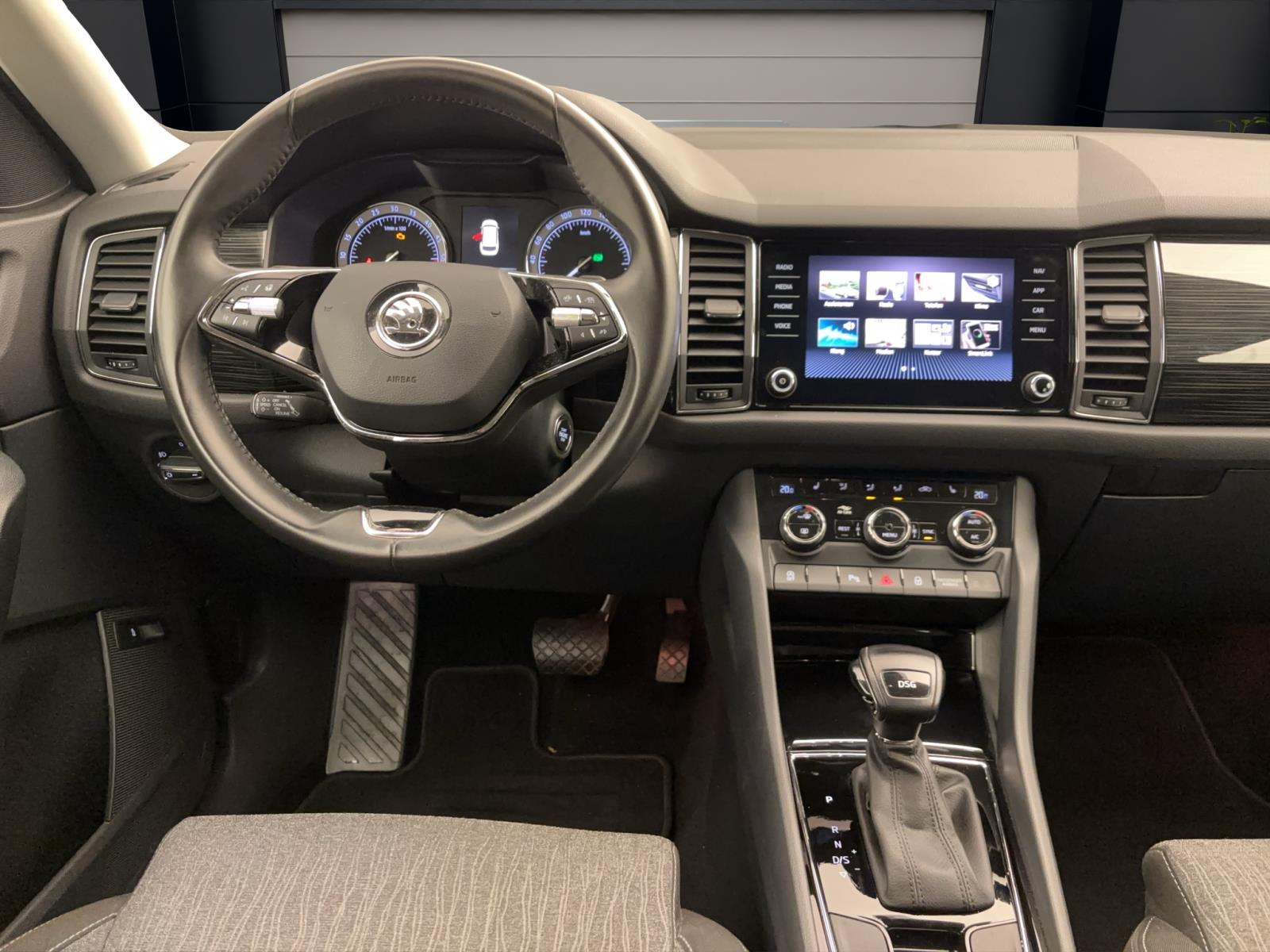 Skoda Kodiaq 2.0 TDI DSG Style AHK ACC PDC Kamera LED Navi SmartLink