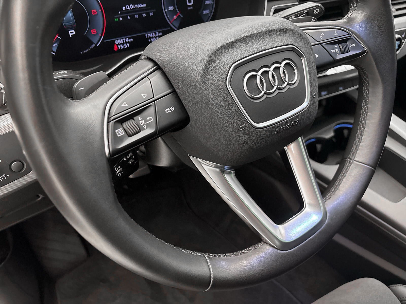 Audi A4 Avant 35 TDI advanced Pano ACC PDC Kamera LED Navi Sitzhzg