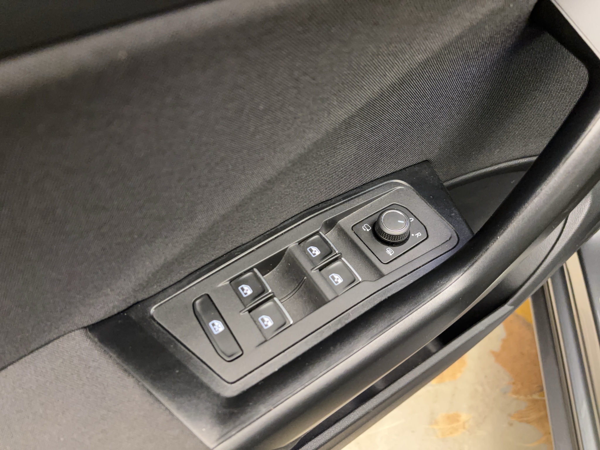 Volkswagen T-Roc 1.6 TDI United ACC PDC Kamera Navi AppConnect Sitzhzg