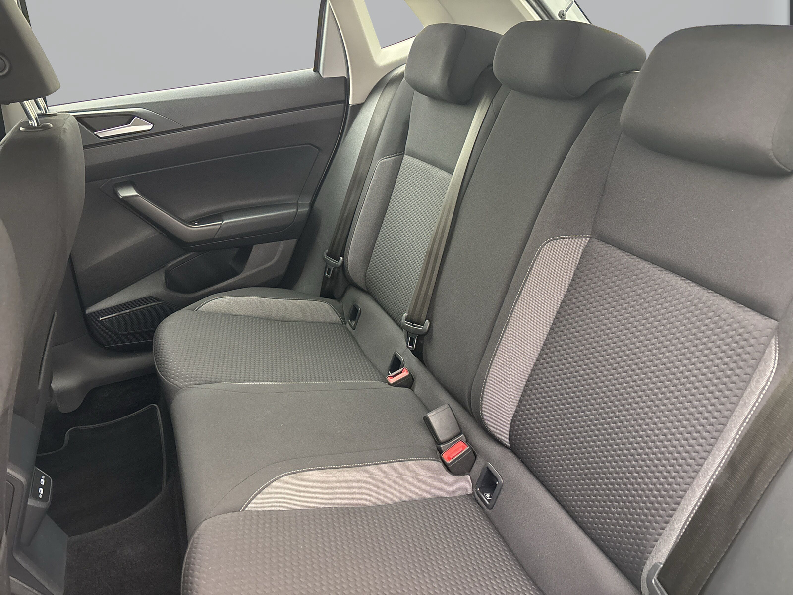 Volkswagen Polo 1.0 TSI DSG Life PDC LED Navi AppConnect Sitzhzg