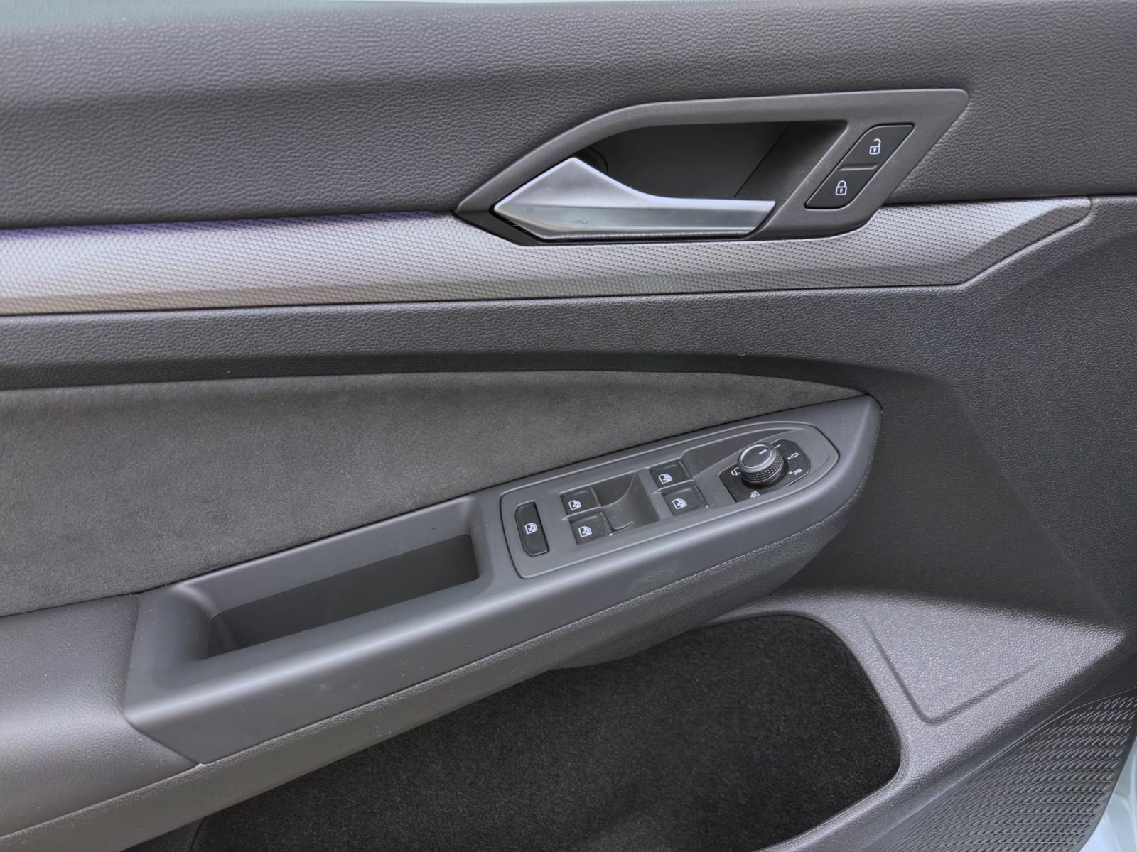 Bild 9: Volkswagen Golf 2.0 TDI DSG STYLE IQ.LIGHT NAVI KAMERA HuD