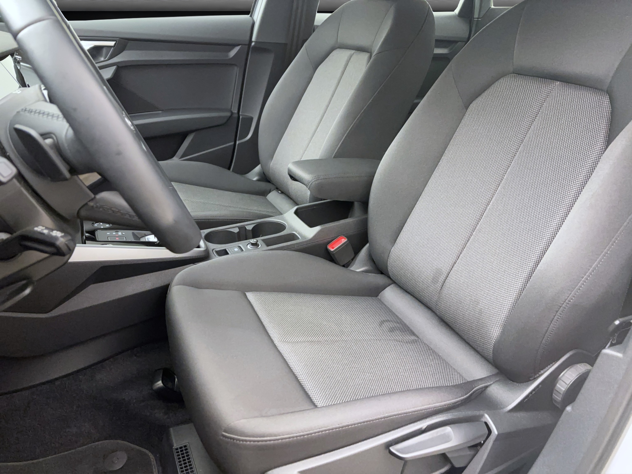 Audi A3 Limousine 35 TFSI PDC Sitzhzg Tempo Klima
