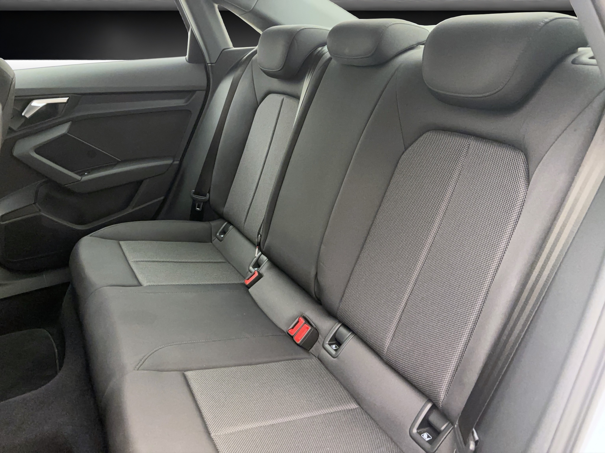 Audi A3 Limousine 35 TFSI PDC Sitzhzg Tempo Klima