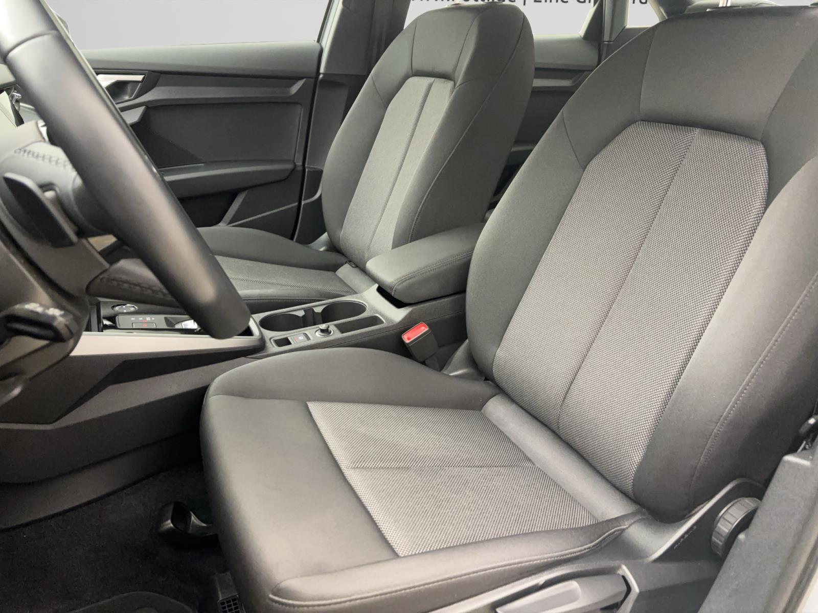 Audi A3 Limousine 35 TFSI PDC Sitzhzg Tempo Klima