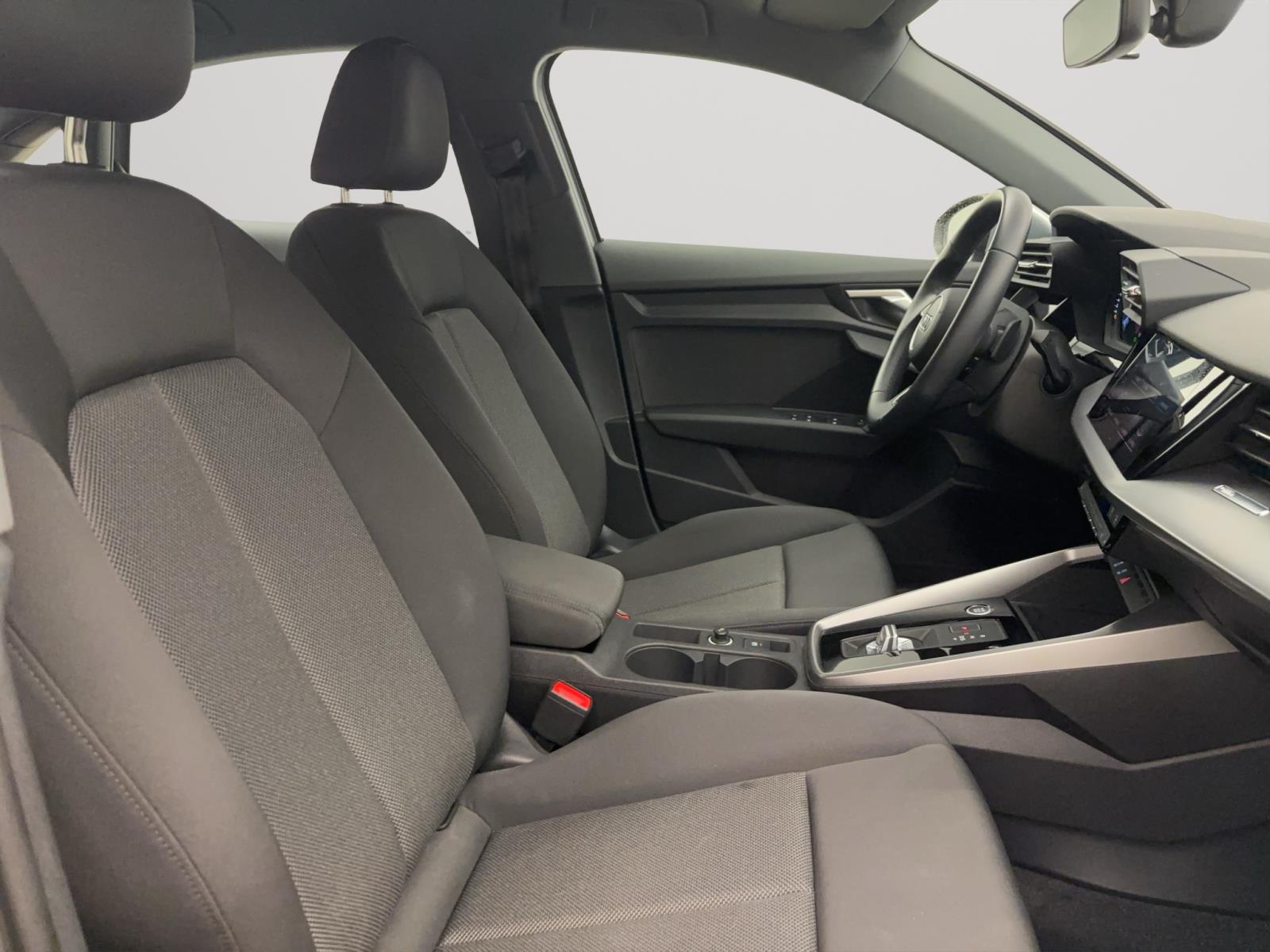 Audi A3 Limousine 35 TFSI PDC Sitzhzg Tempo Klima