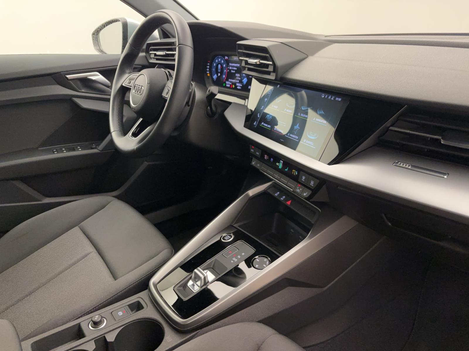 Audi A3 Limousine 35 TFSI PDC Sitzhzg Tempo Klima