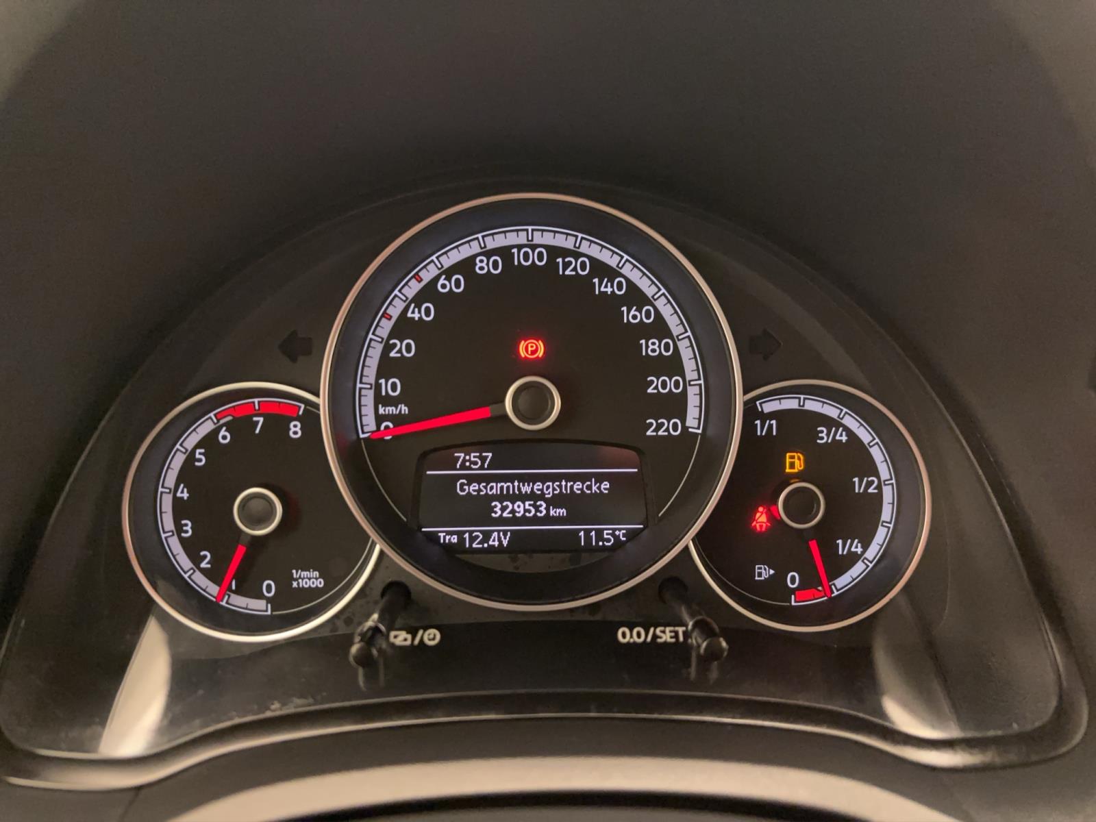 Volkswagen up! 1.0 MPI move PDC Kamera Maps&More Winter Tempo