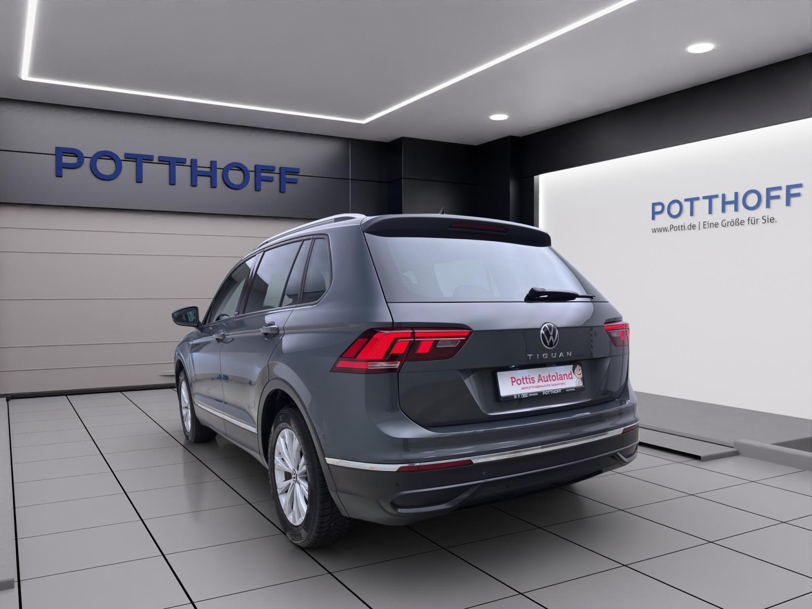 Volkswagen Tiguan 1.5 TSI DSG Active AHK ACC ParkAssist Kamera IQ.Light Navi