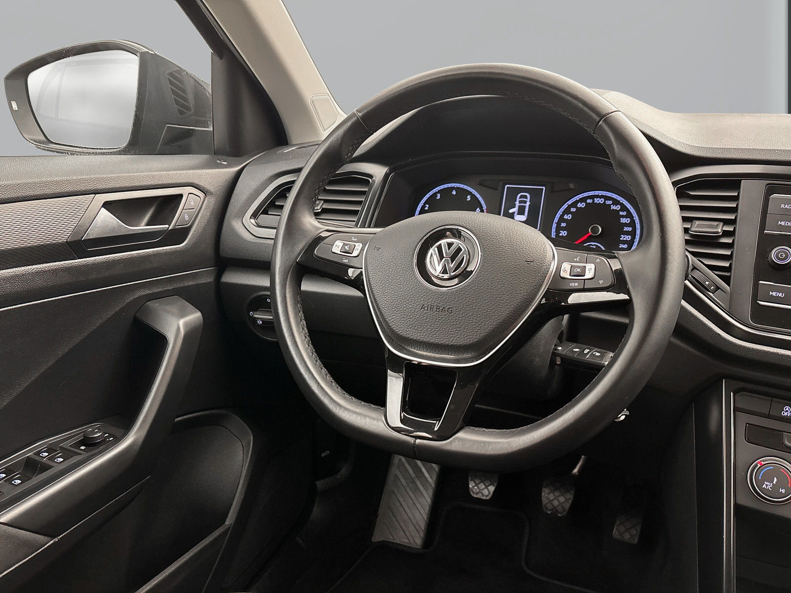 Volkswagen T-Roc 1.0 TSI CLIMATIC LANE-ASSIST LM16