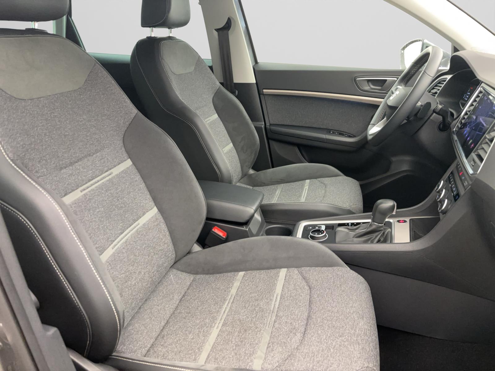 Seat Ateca 1.5 TSI DSG XPERIENCE AHK NAVI ACC KAMERA LED