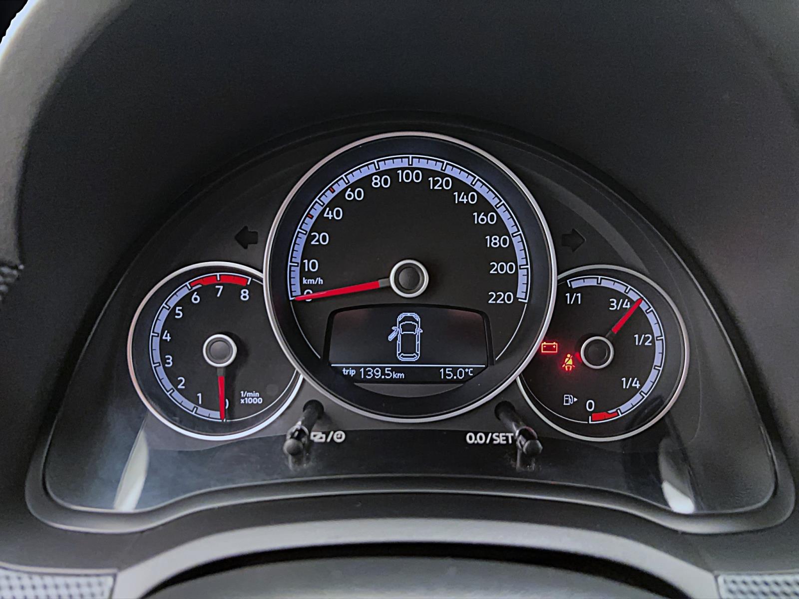 Volkswagen up! 1.0 MPI move PDC KAMERA MAPS+MORE KLIMA