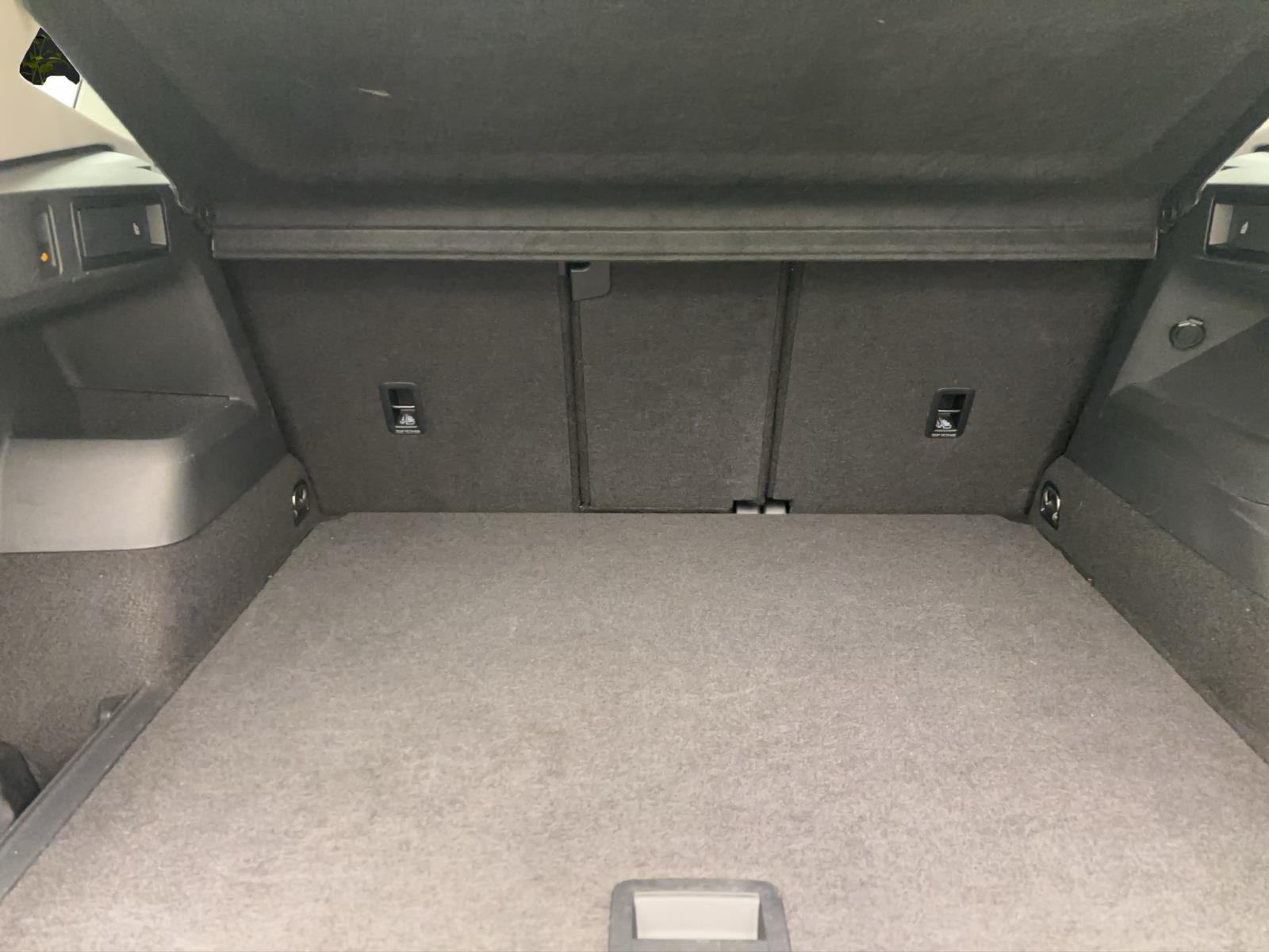 Volkswagen Tiguan 2.0 TDI DSG Life AHK ACC ParkAssist+ Kamera LED Navi