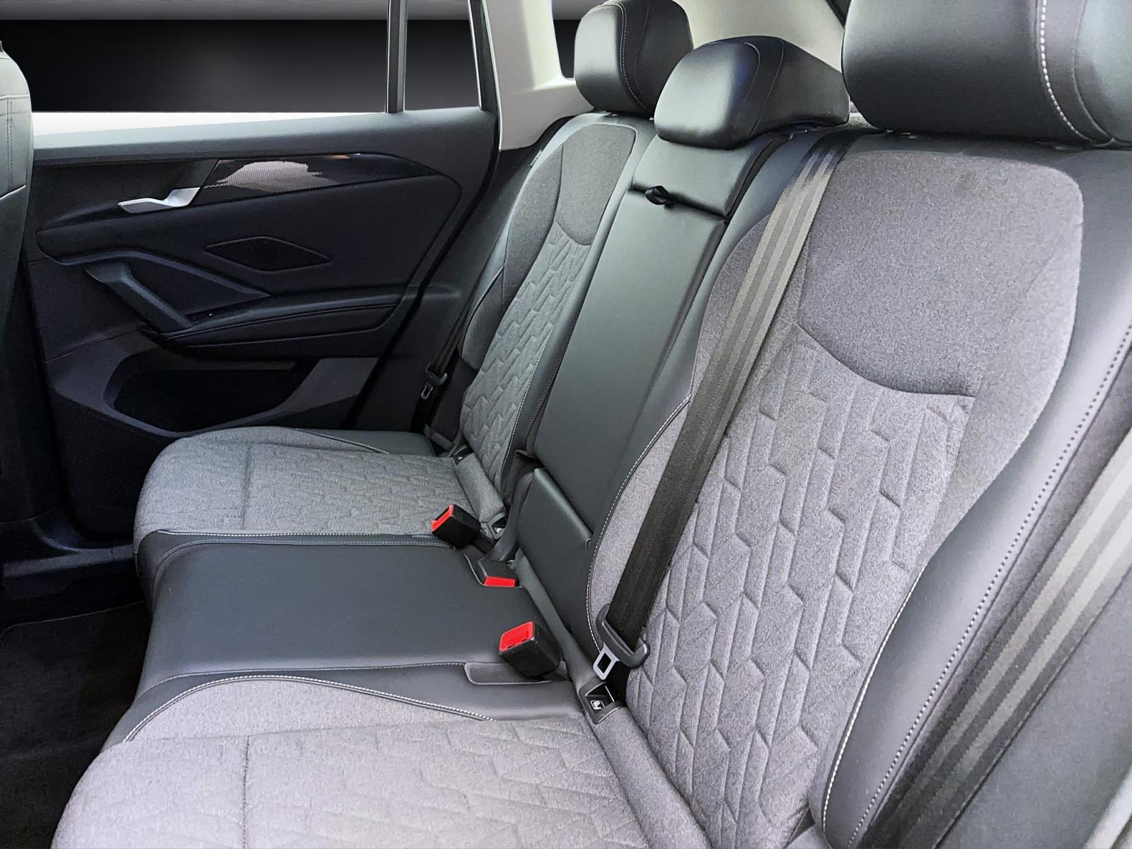 Volkswagen Tiguan 2.0 TDI DSG Life AHK ACC ParkAssist+ Kamera LED Navi
