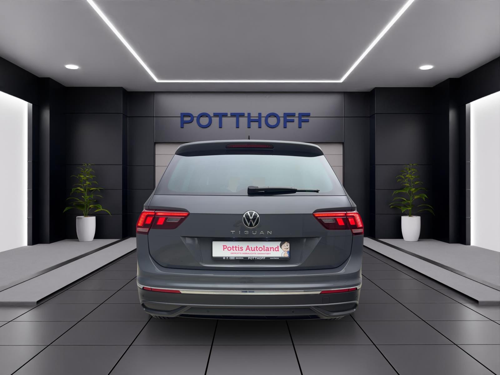 Volkswagen Tiguan 2.0 TDI DSG United ACC PDC IQ.Light Navi Appconnect Sitzhzg