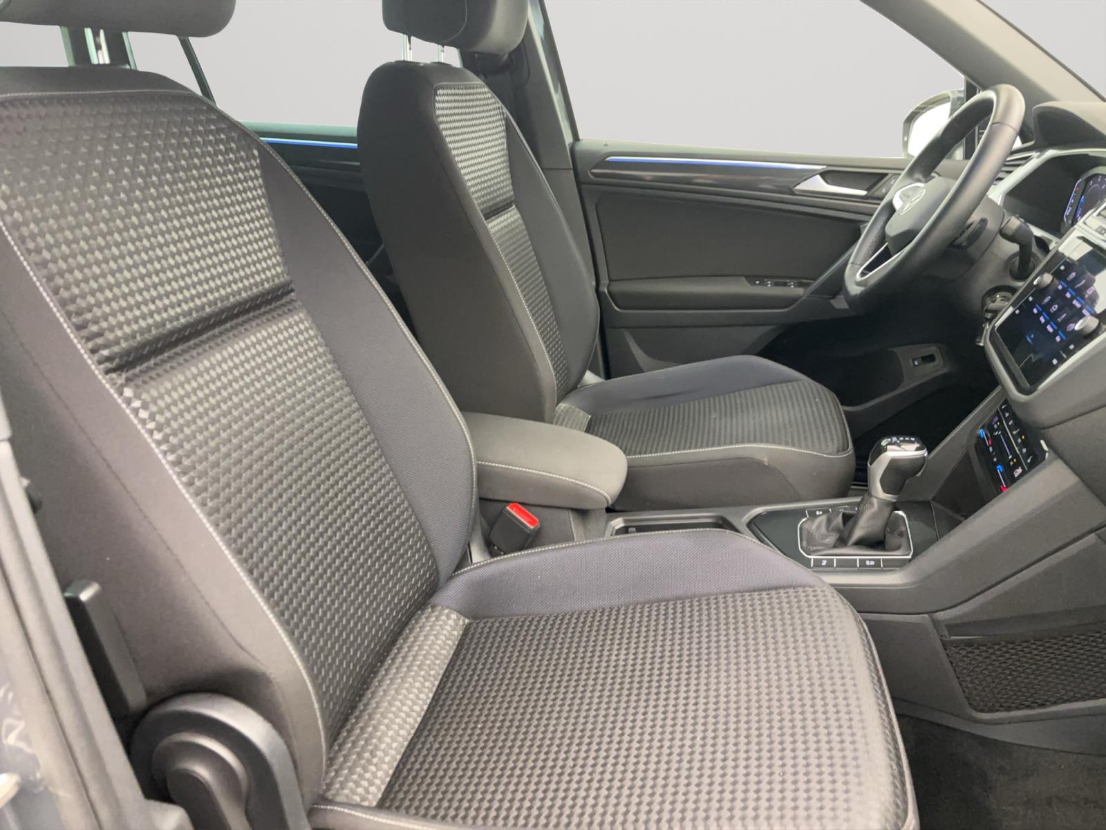 Volkswagen Tiguan 2.0 TDI DSG United ACC PDC IQ.Light Navi Appconnect Sitzhzg