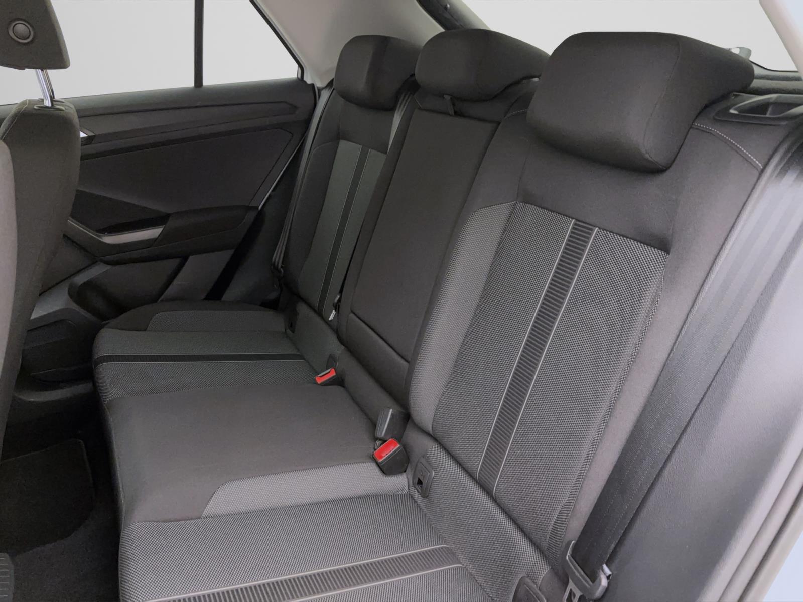 Volkswagen T-Roc 1.0 TSI LIFE NAVI LED PARK-ASSIST