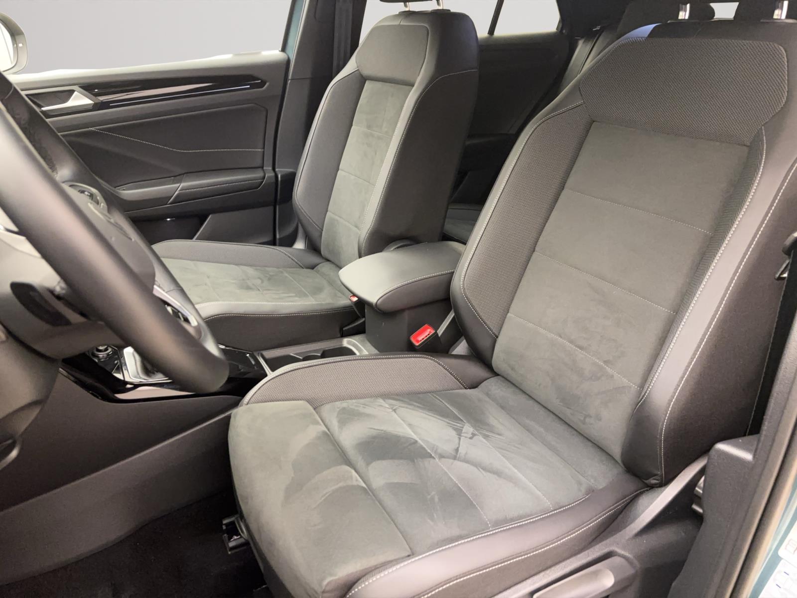 Volkswagen T-Roc 2.0 TDI DSG R-Line AHK ACC ParkAssist Kamera LED+ Navi