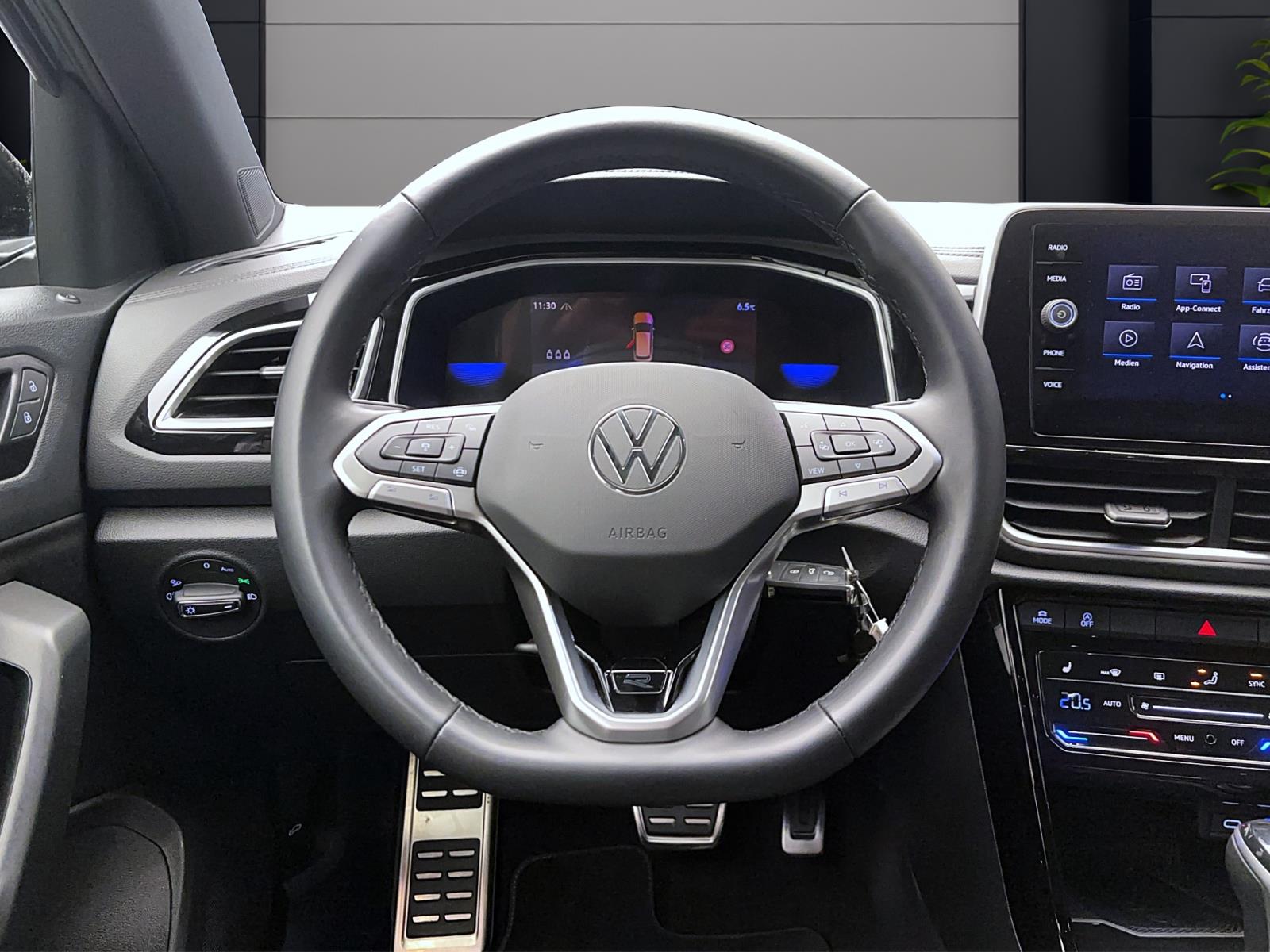 Volkswagen T-Roc 2.0 TDI DSG R-Line AHK ACC ParkAssist Kamera LED+ Navi