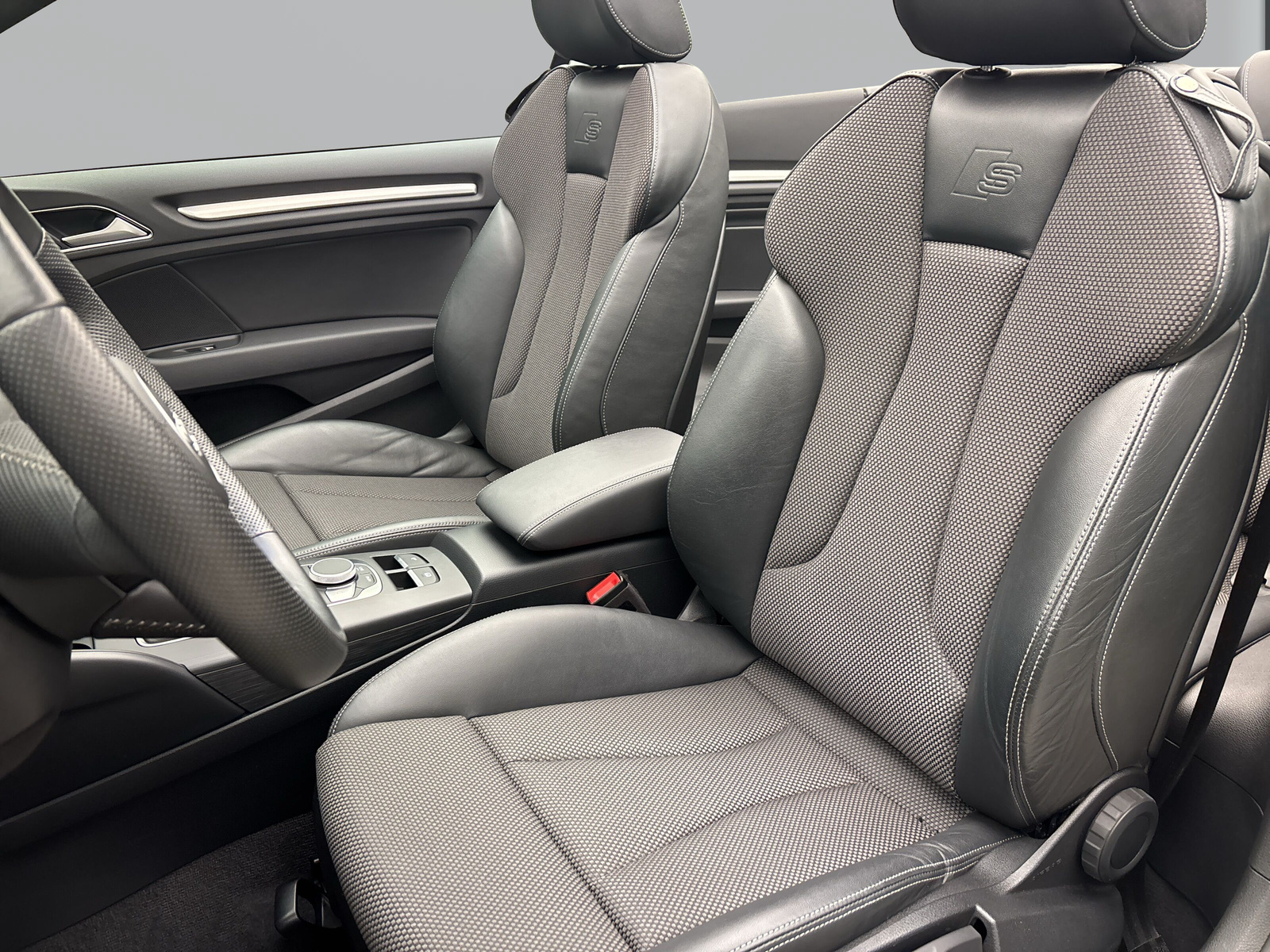 Audi A3 Cabriolet 35 TFSI S LINE NAVI LED B&O SITZHZG