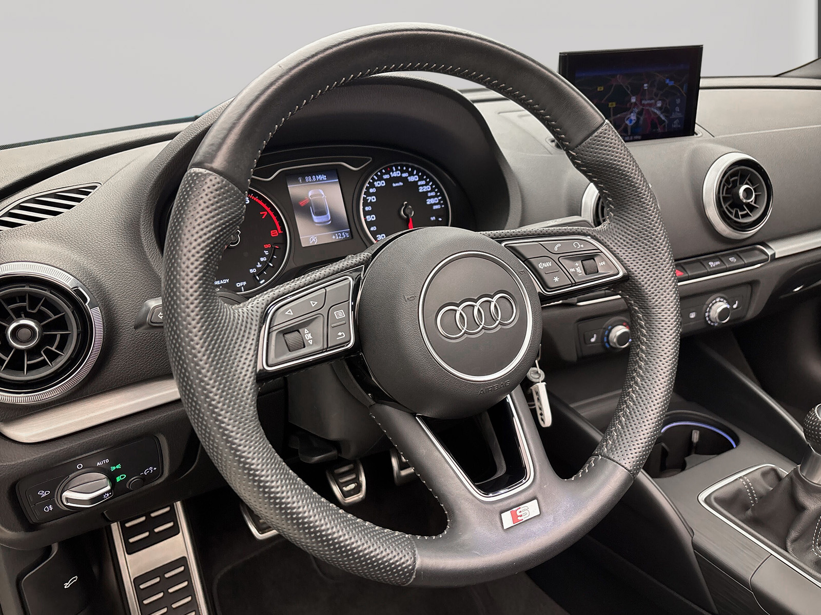 Audi A3 Cabriolet 35 TFSI S LINE NAVI LED B&O SITZHZG