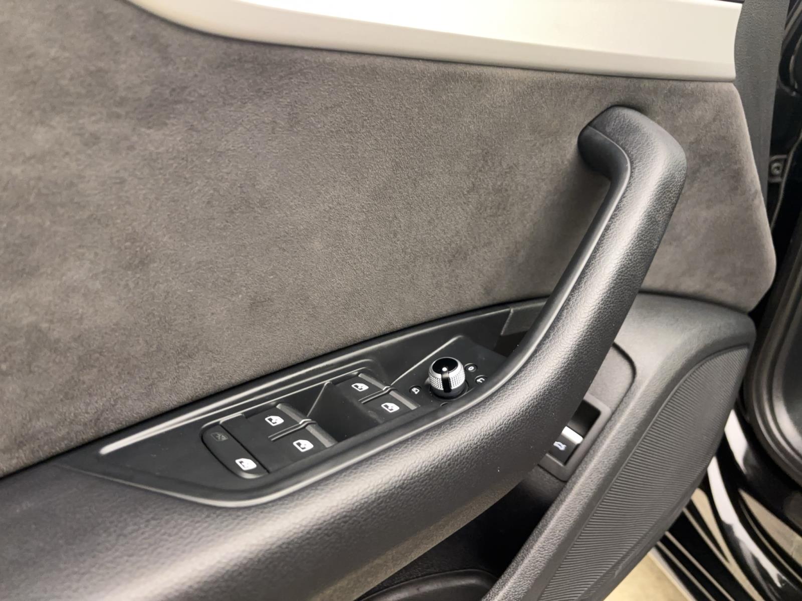 Audi A4 Avant 40 TDI q advanced Pano AHK ACC PDC Kamera Matrix Navi