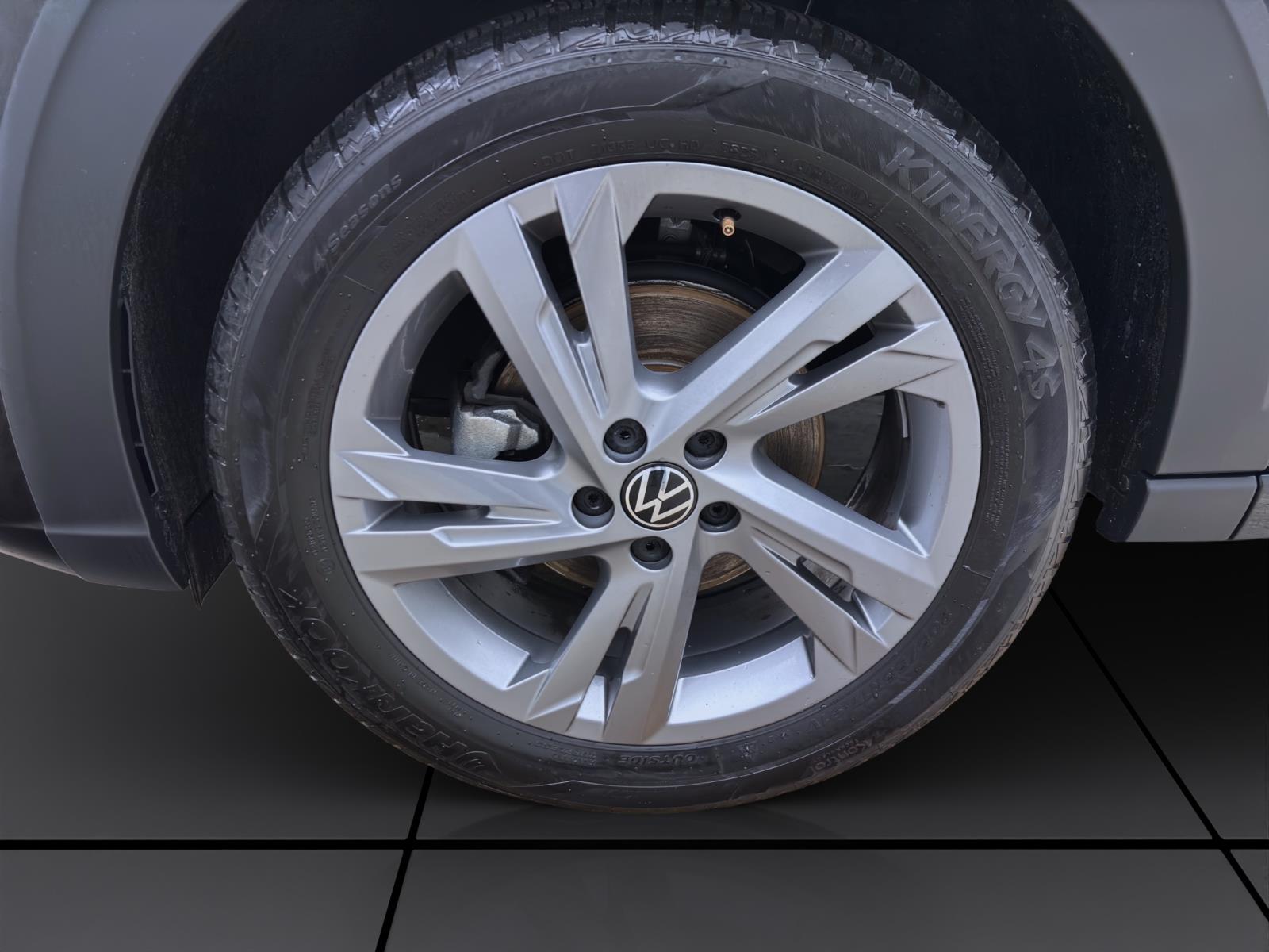 Volkswagen Taigo 1.5 TSI DSG R-Line ACC PDC Kamera IQ.Light Navi AppConnect