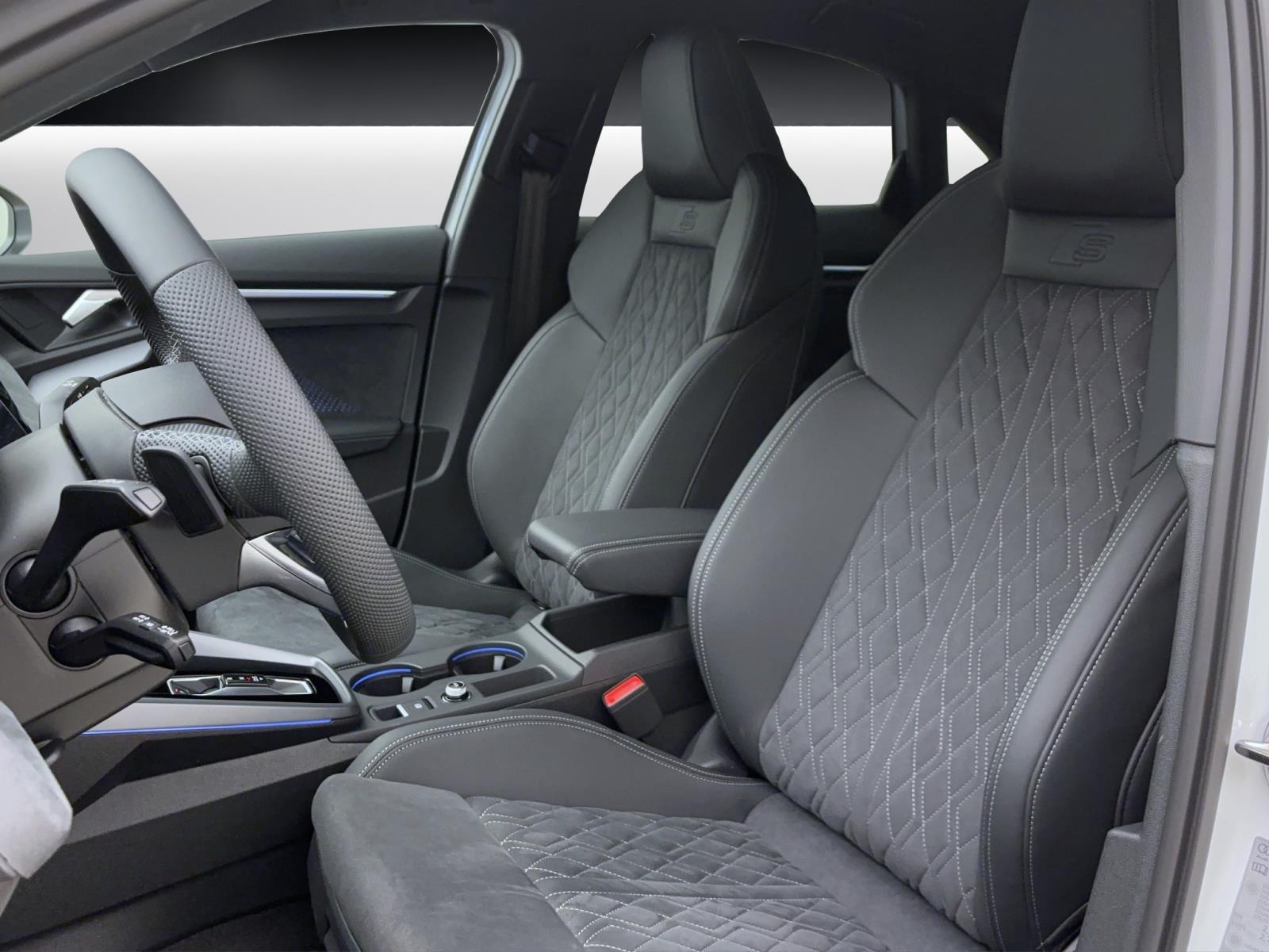 Audi A3 Limousine 35 TFSI S LINE NAVI MATRIX ACC KAMERA