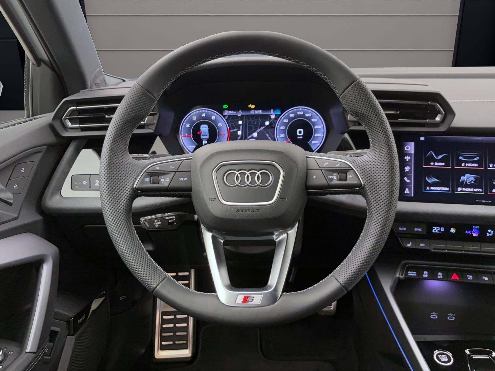 Audi A3 Limousine 35 TFSI S LINE NAVI MATRIX ACC KAMERA