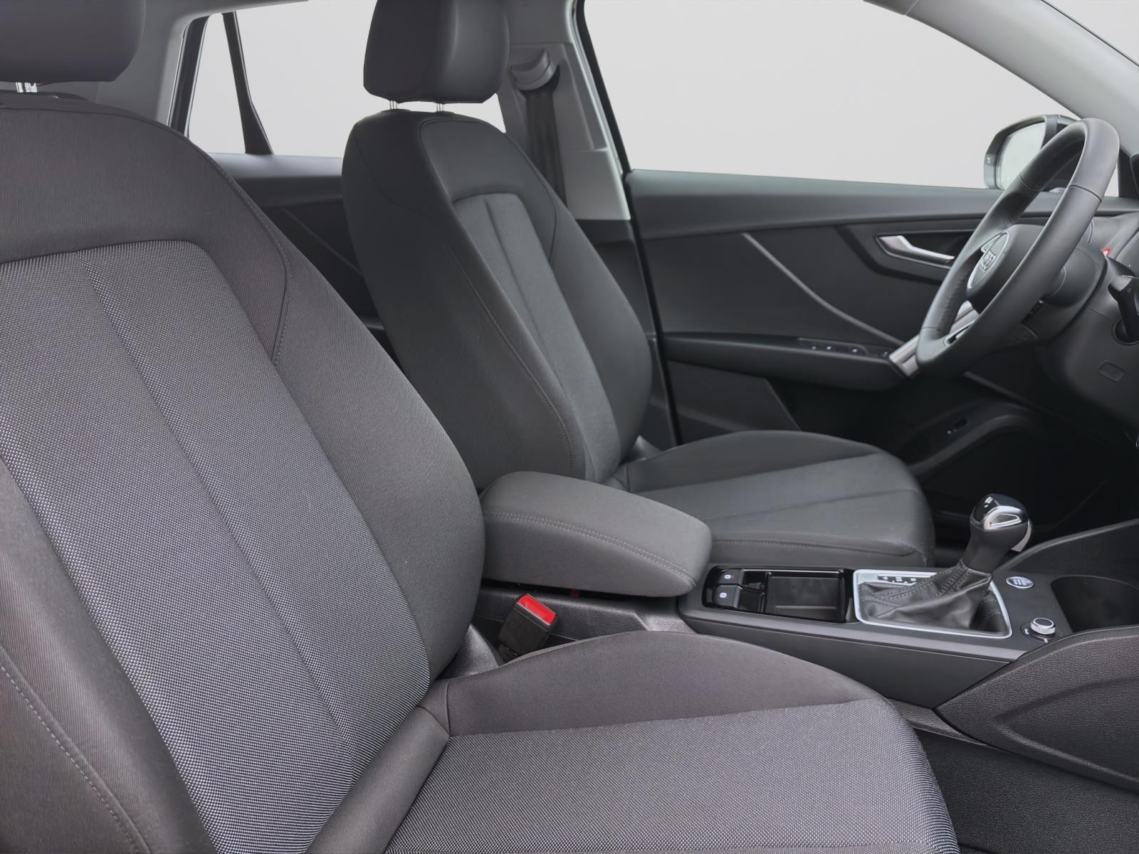 Audi Q2 35 TDI AHK KAMERA MATRIX NAVI PDC