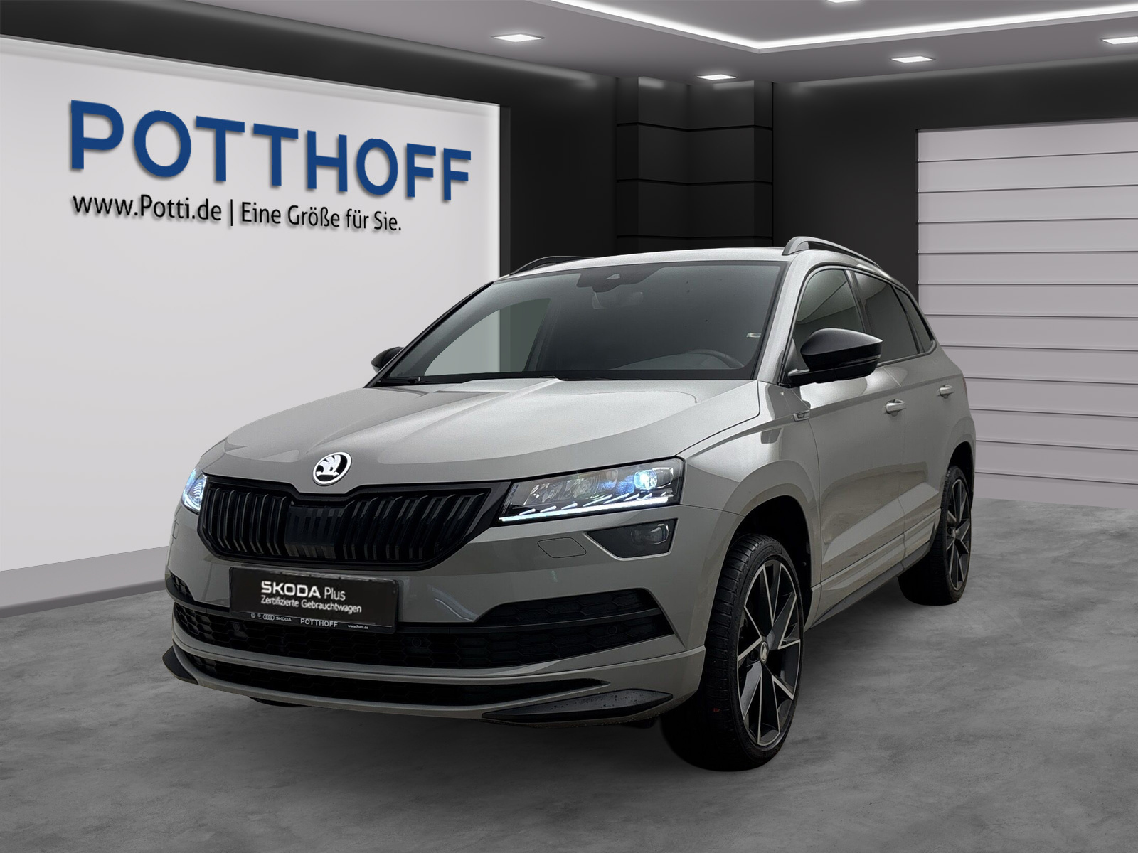 Skoda Karoq 1.5 TSI DSG Sportline Pano AHK DCC PDC Kamera LED SmartLink